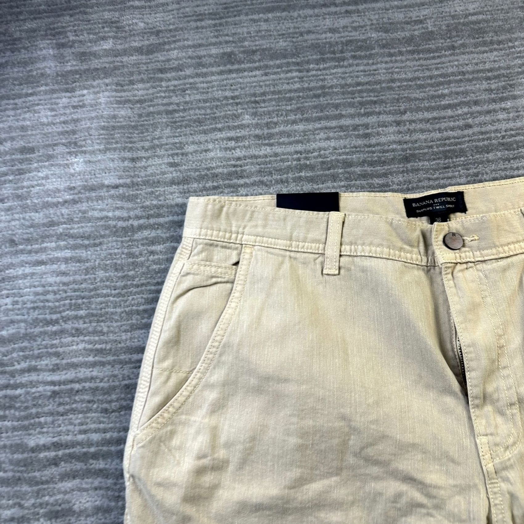 Banana Republic Banana Republic Shorts Mens 36 Beige Tan Surplus Twill Cotton Chino Khaki Size US 36 / EU 52 - 3 Thumbnail