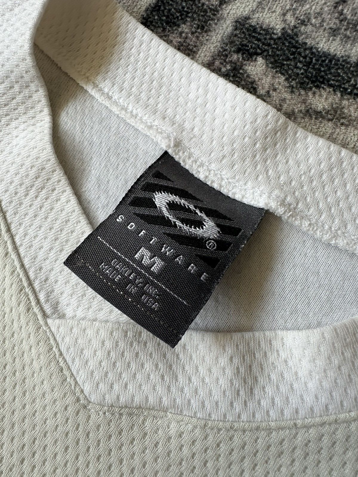 Oakley 1996 Oakley Software ventilated sleeve Size US M / EU 48-50 / 2 - 5 Thumbnail
