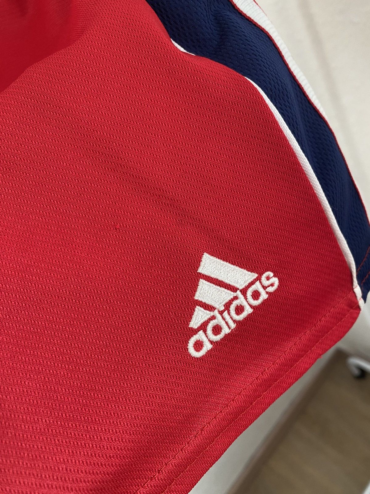 Adidas Vintage Bayern Munich 1999 2001 Shorts Y2K PSG Barcelona Size US 32 / EU 48 - 3 Thumbnail