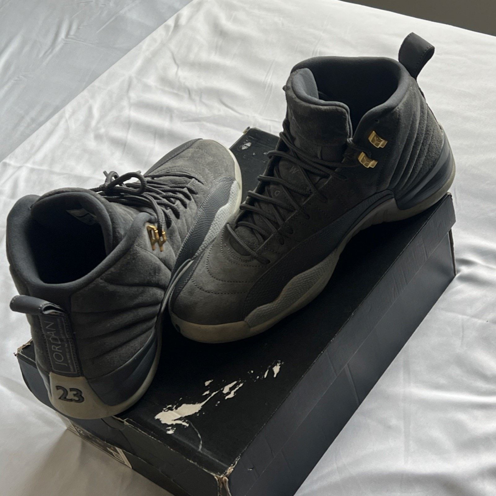 Nike Jordan Air Jordan 12 Retro Dark Grey 2017 High Top Men's Size US 12 / EU 45 - 2 Thumbnail