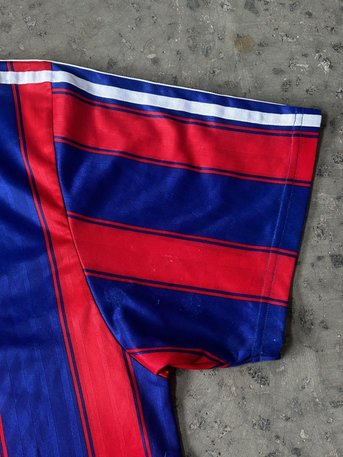 Adidas Adidas Bayern München Opel Vintage Soccer Jersey 1995/96 Size US L / EU 52-54 / 3 - 10 Thumbnail