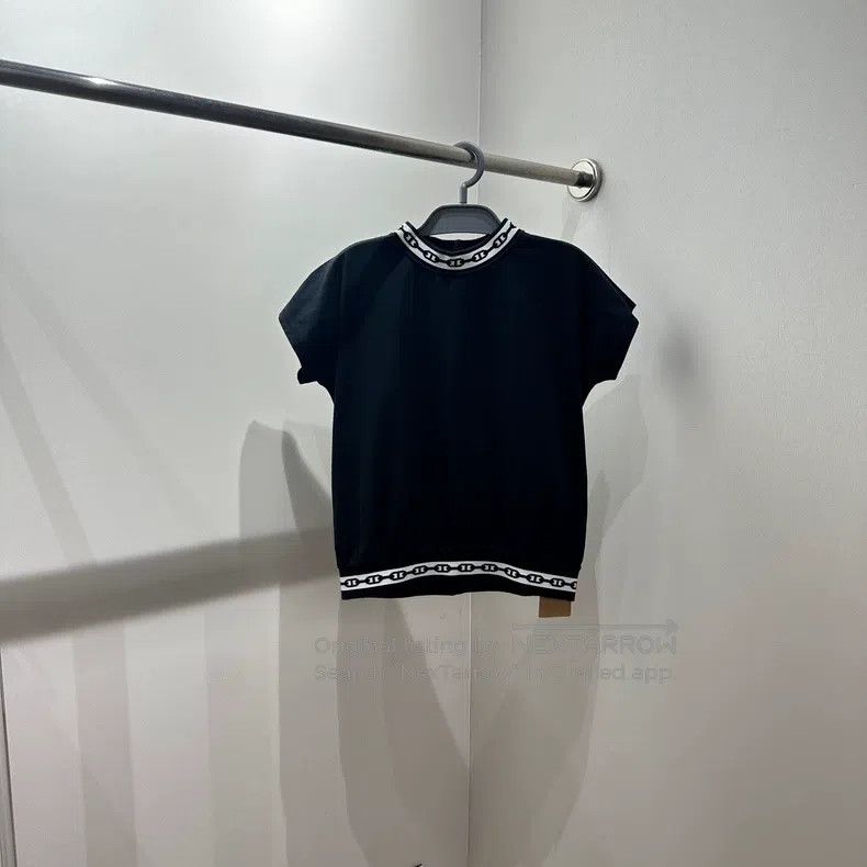 Hermes Hermes Round Neck Pig Nose Graphic Short Sleeve Size XS / US 0-2 / IT 36-38 - 1 Thumbnail