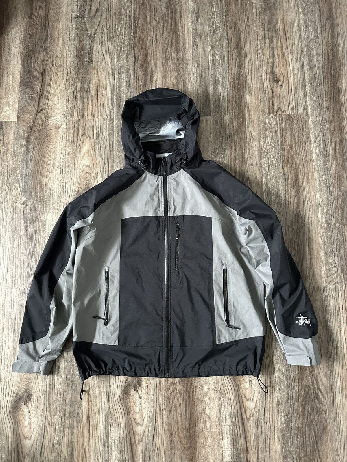 stussy taped seam rain shell ブラック Lサイズ stussy taped seam rain shell ブラック Lサイズ