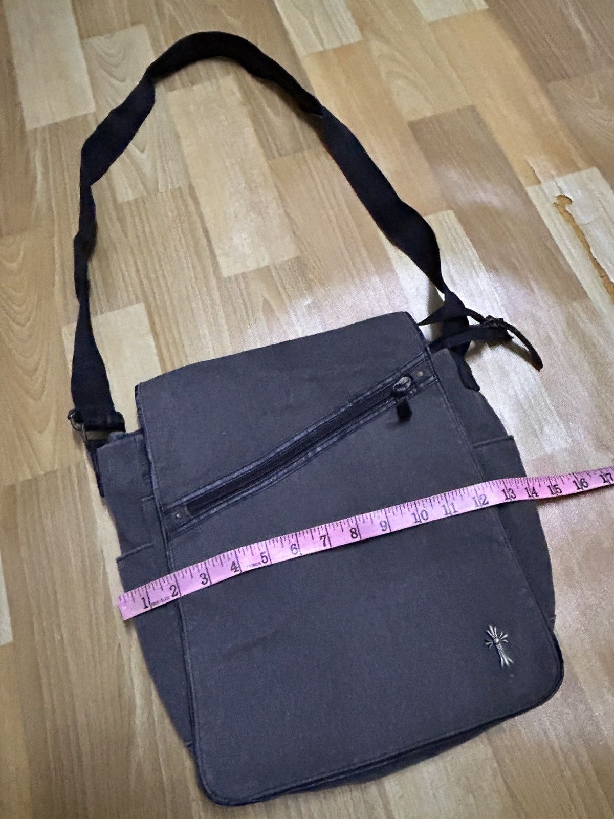 Japanese Brand FABRIC CONNECTION CROSS LOGO SLING BAG‼️ Size ONE SIZE - 6 Thumbnail