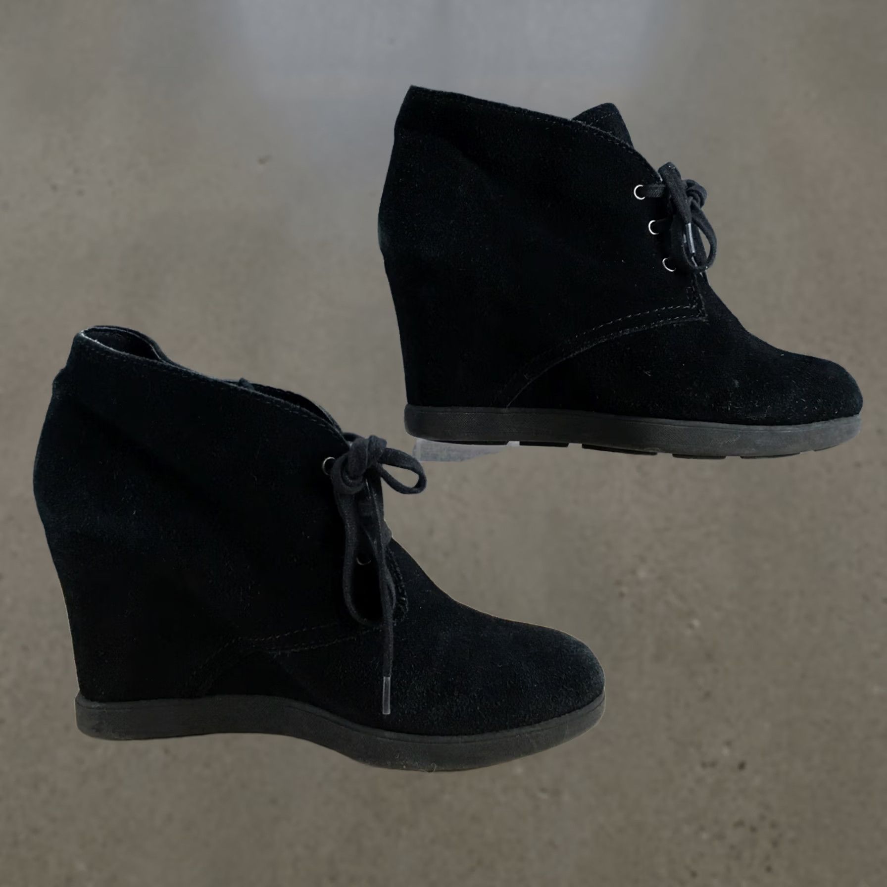 Dolce Vita Dolce Vita Boots Womens 8.5 Casual Lace Up Wedge Ankle Bootie Black Leather Boots Size US 9 / IT 39 - 1 Thumbnail