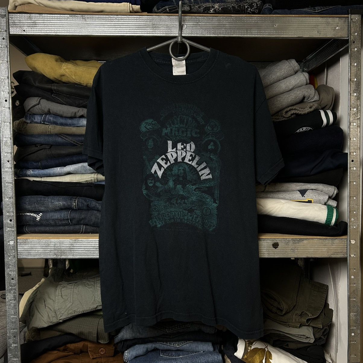 Band Tees Vintage Led Zeppelin 2010 Big Graphic Logo rock band tee Size US M / EU 48-50 / 2 - 1 Thumbnail