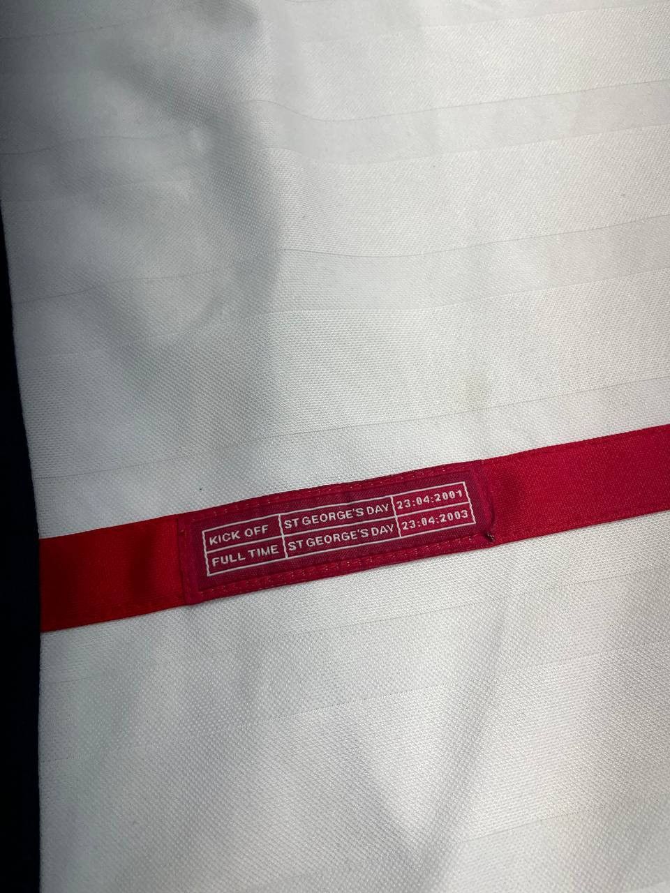 Umbro England 2001 2003 Beckham #7 Home Shirt Soccer Jersey Size US XXL / EU 58 / 5 - 10 Thumbnail