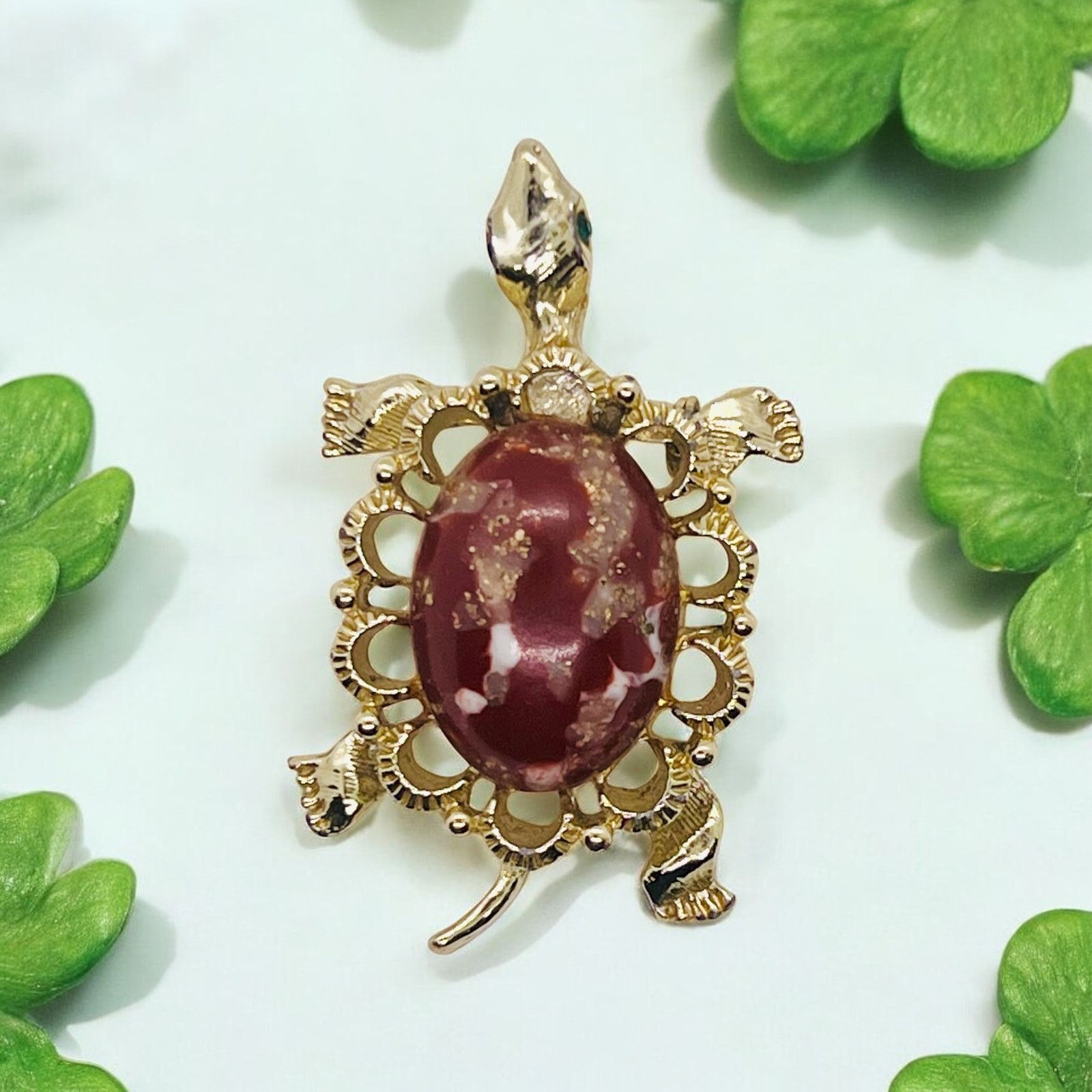 Vintage Turtle Brooch-Thermoset Faux Jasper-Gold Tone-Green Size ONE SIZE - 1 Thumbnail