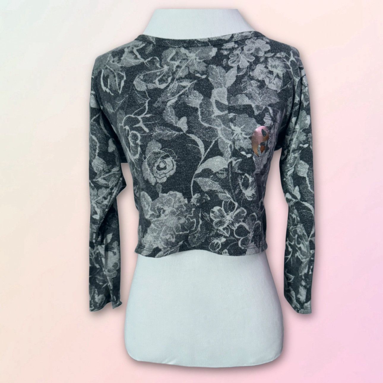Vintage Y2K, Floral, Monochrome, Ying Yang, Cropped, Knit 3/4 Sleeve Size S / US 4 / IT 40 - 1 Thumbnail
