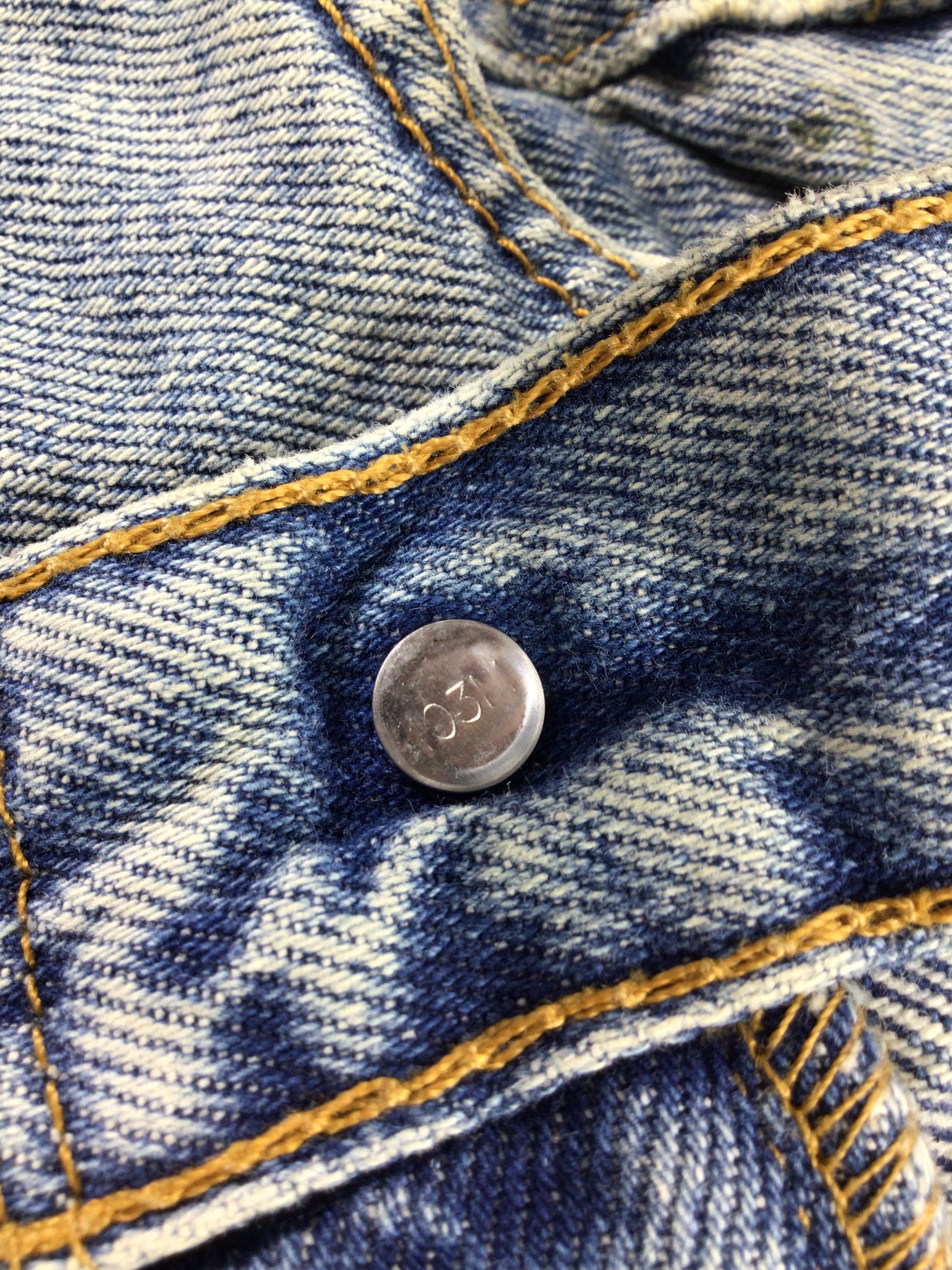 Levi's Vintage Levis 550 Jeans -J852 Size US 39 - 10 Thumbnail