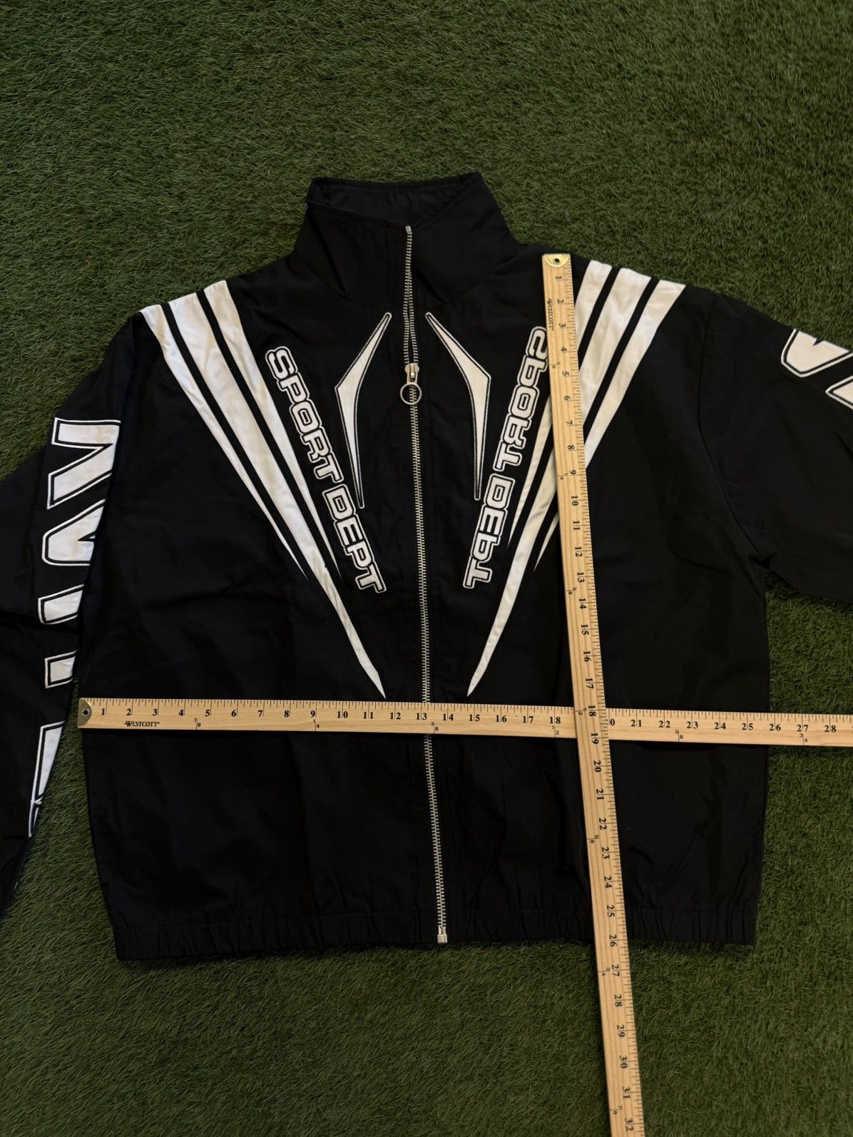 Vale Valley Track Jacket Size (L)Brand New Black Size US L / EU 52-54 / 3 - 10 Thumbnail