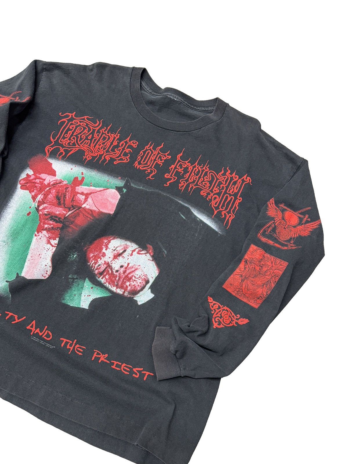 Band Tees × Designer × Vintage 1999 Cradle Of Filth “Cruelty And The Priest” Long Sleeve Size US L / EU 52-54 / 3 - 4 Thumbnail