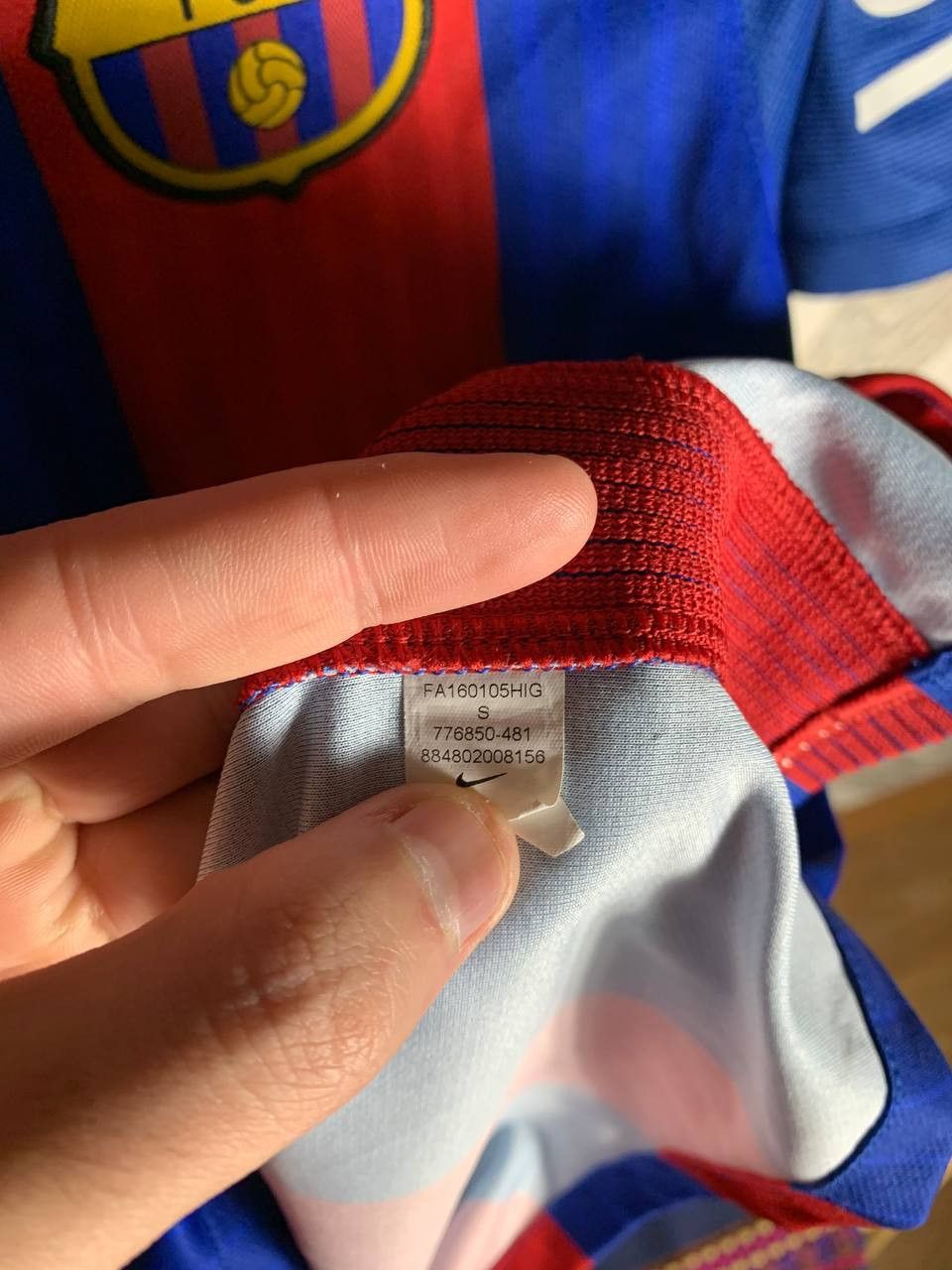 Nike Vintage Nike FC Barcelona Spain Soccer Jersey Retro Y2K Size US S / EU 44-46 / 1 - 7 Thumbnail
