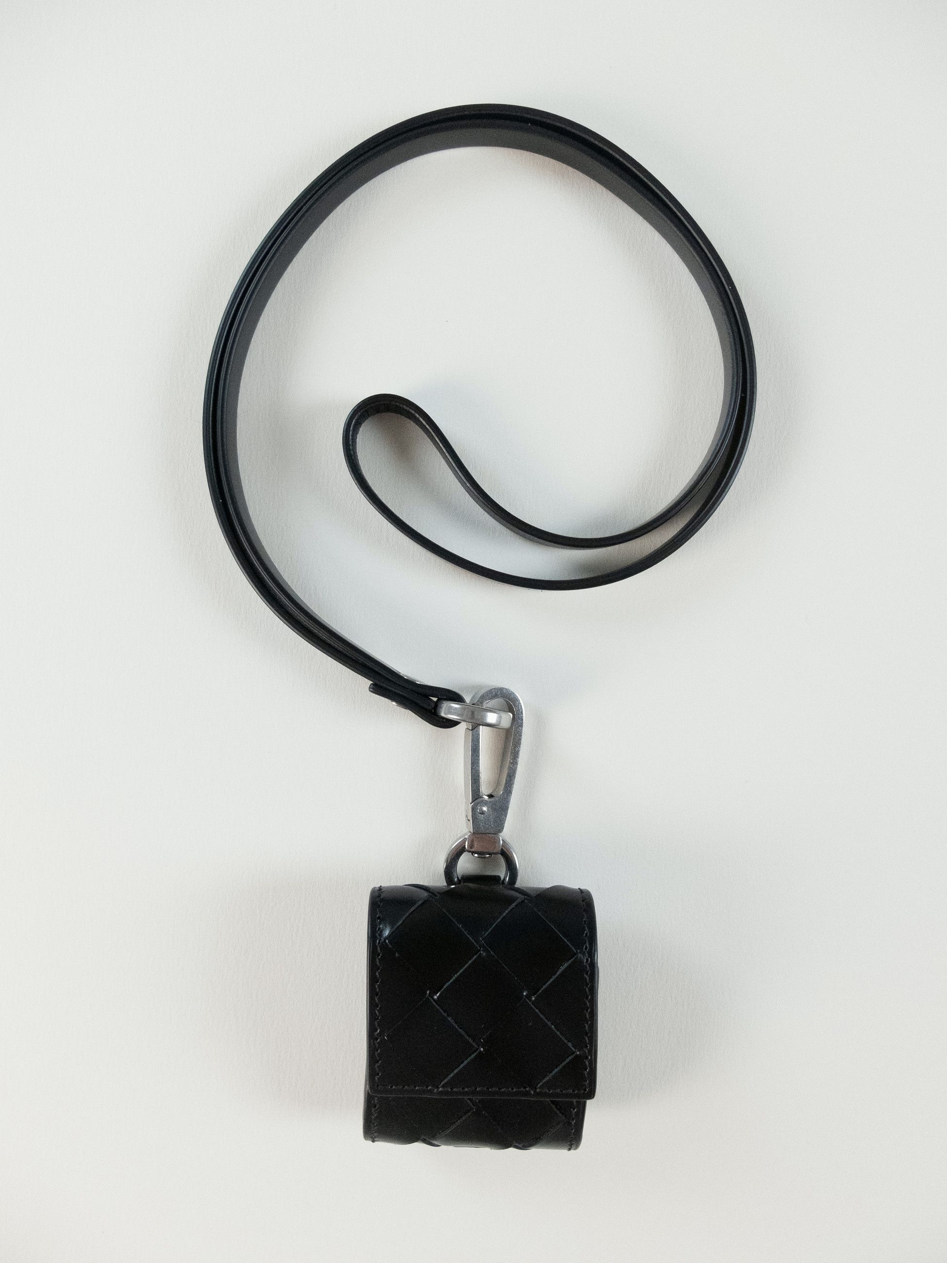 Bottega Veneta BOTTEGA VENETA black intrecciato leather strap Airpods case Size ONE SIZE - 3 Thumbnail