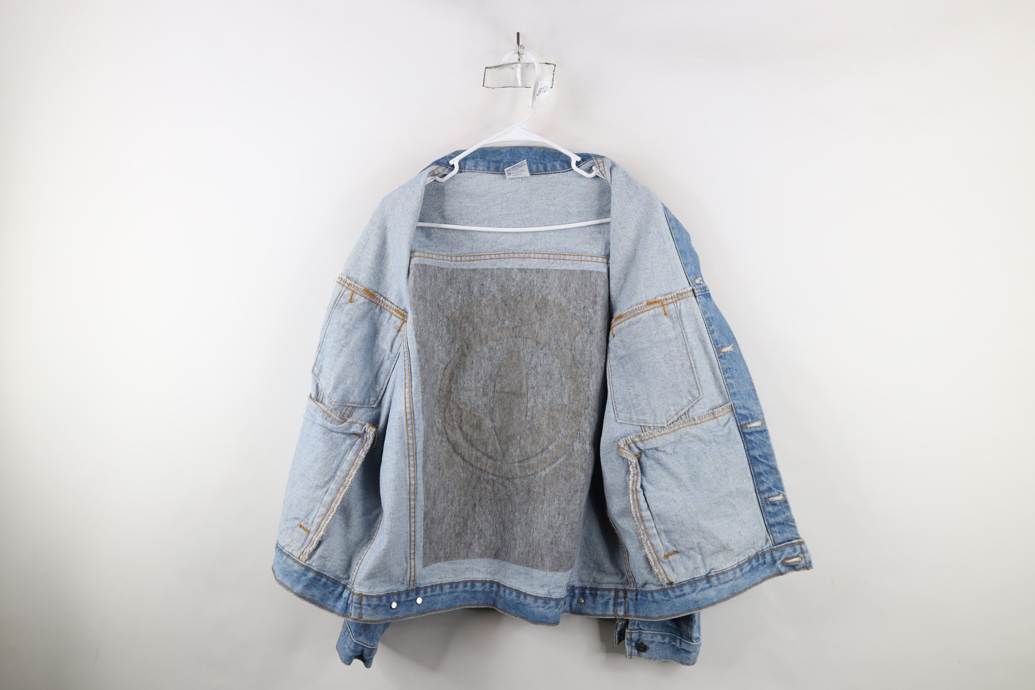 Vintage Vintage 90s Streetwear Flower Denim Jean Trucker Jacket USA Size US M / EU 48-50 / 2 - 9 Thumbnail