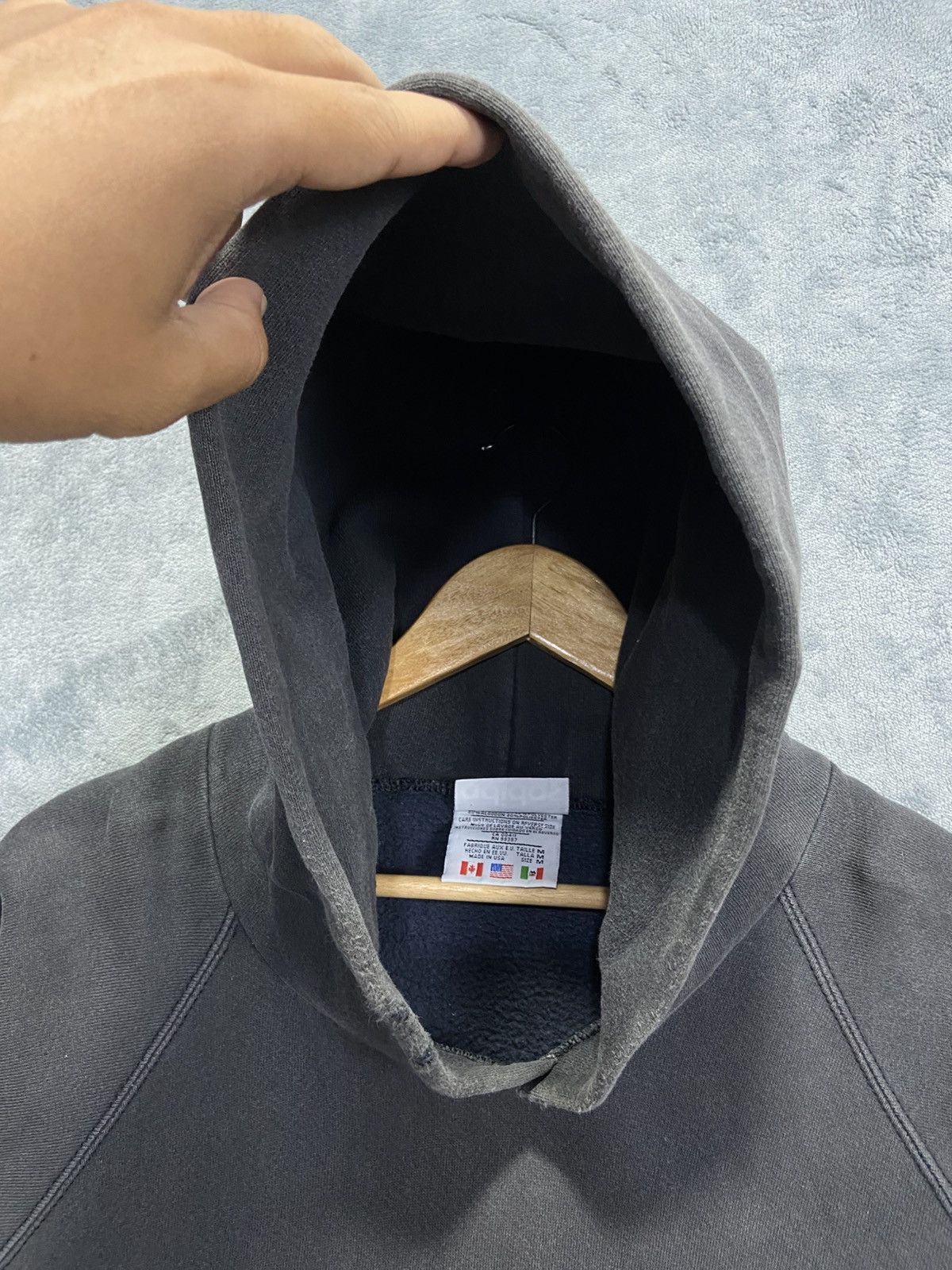 Adidas Vintage 90s Adidas Distressed Sunfaded Baggy Hoodie Size US M / EU 48-50 / 2 - 3 Thumbnail