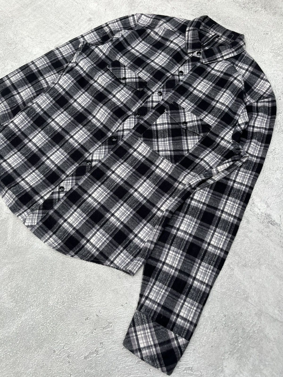 Designer × Japanese Brand × Neil Barrett Neil Barrett Wool Shirt Size XS / US 0-2 / IT 36-38 - 2 Thumbnail