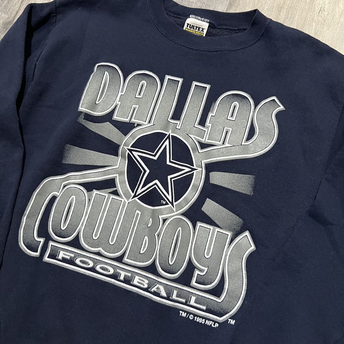 Tultex × Vintage VTG Dallas Cowboys 1995 Blue Football Sports Sweatshirt Size US M / EU 48-50 / 2 - 2 Thumbnail