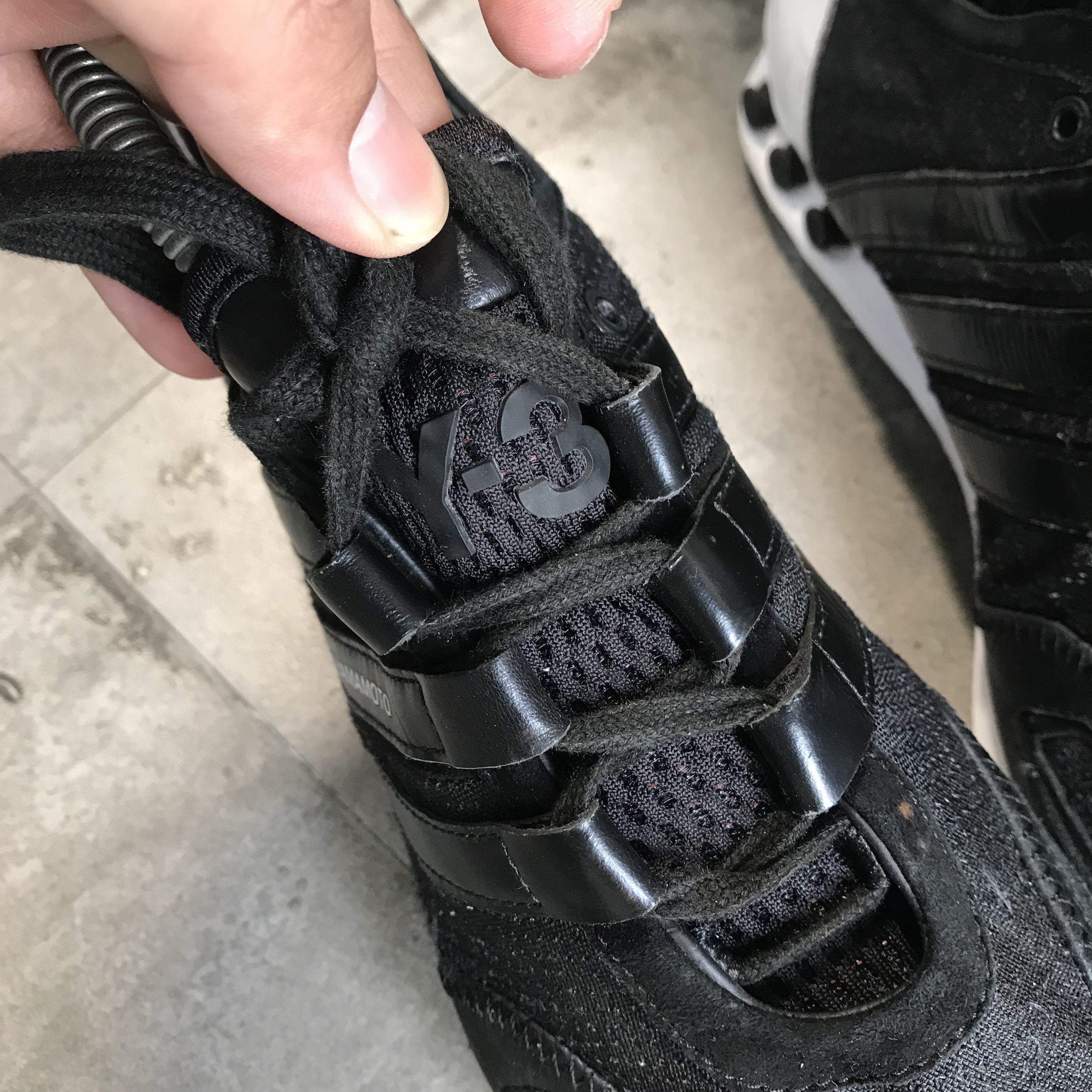 Yohji Yamamoto adidas x Yohji Yamamoto Y-3 La Trainner two tone colorway Size US 7 / EU 40 - 6 Thumbnail
