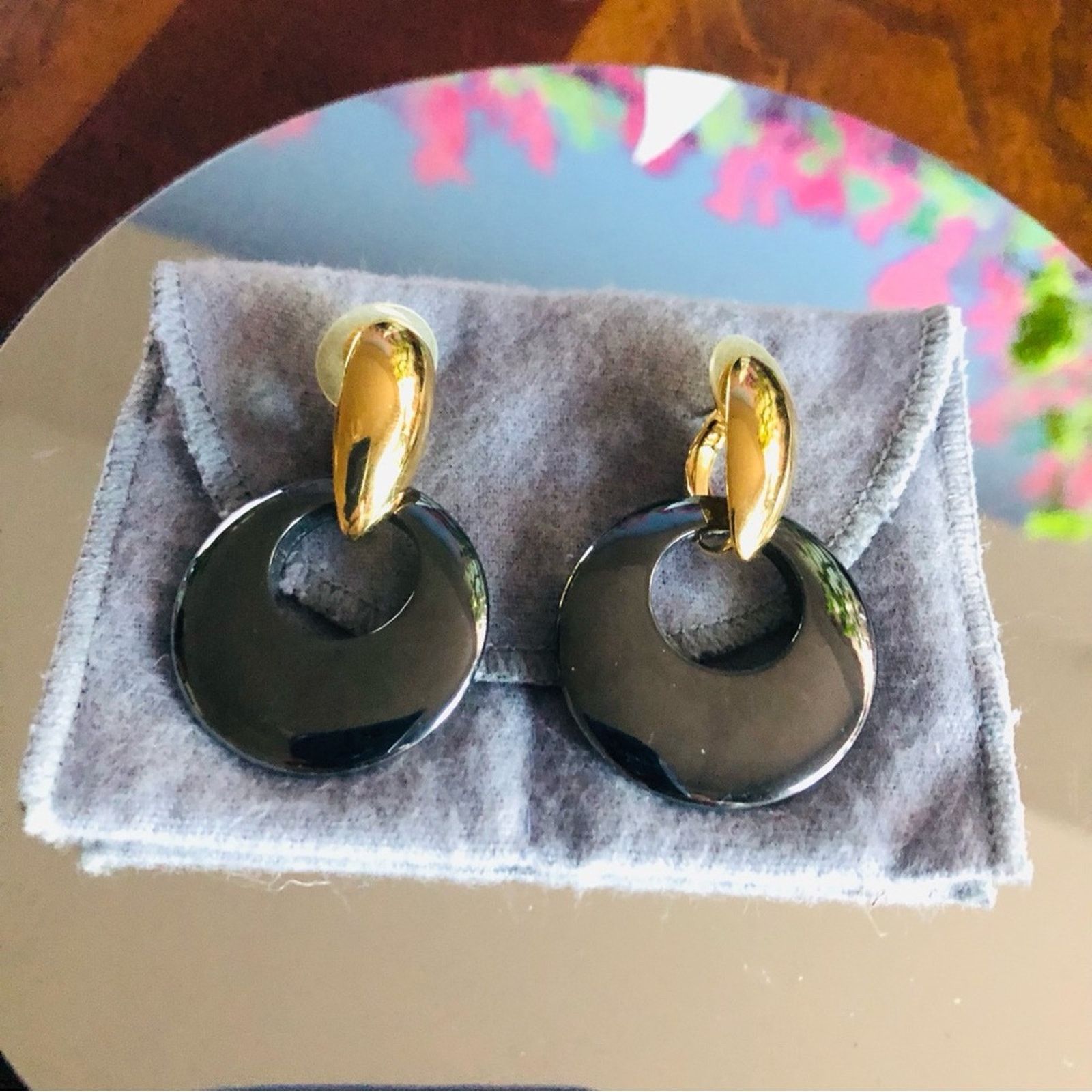 Vintage Vintage genuine hematite disc pierced earrings Size ONE SIZE - 1 Thumbnail