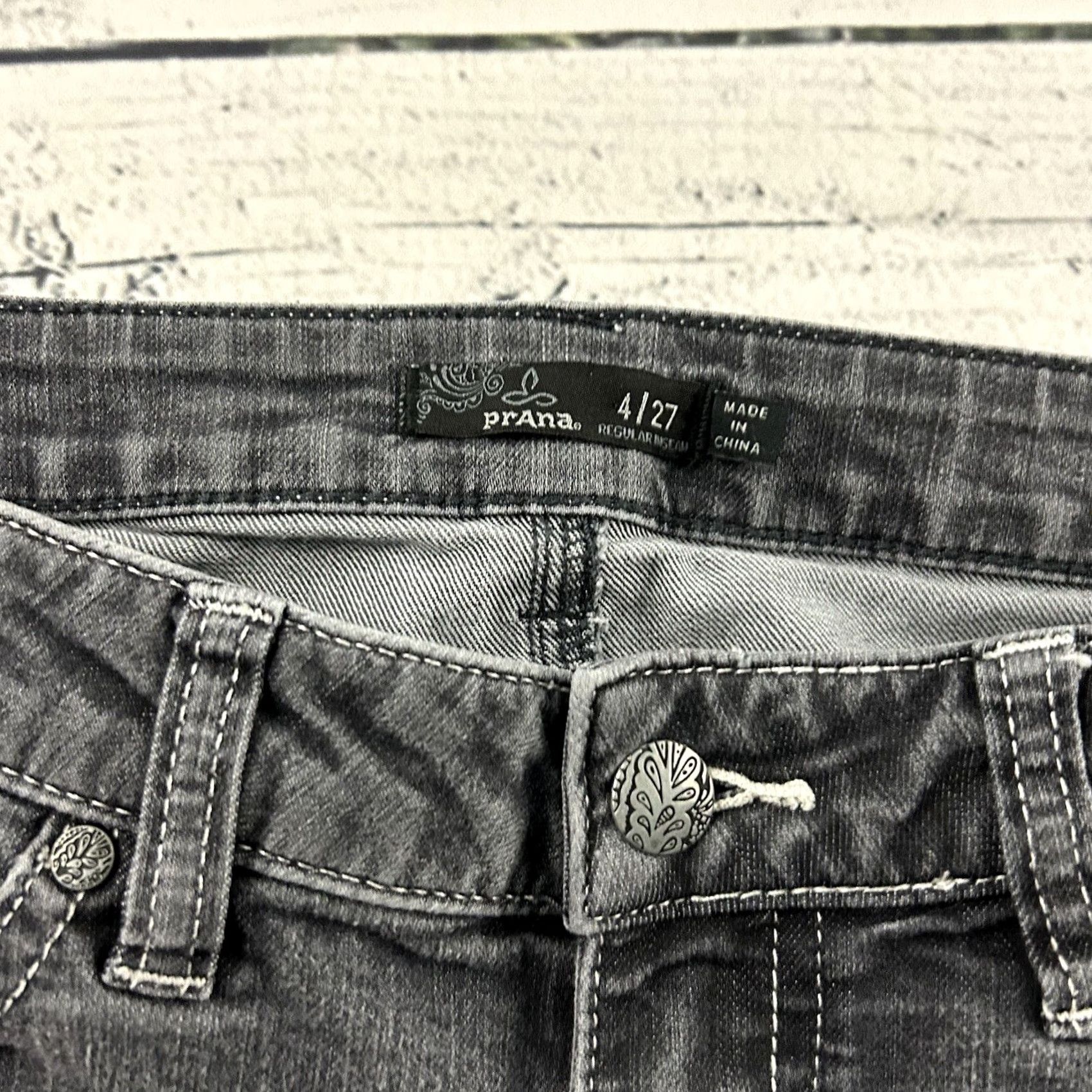 Prana prAna Gray Wash Skinny Denim Jeans Women's 4 Jeans Gray Skinny Regular Solid Stretch Women 4 Size 27" / US 4 / IT 40 - 2 Thumbnail