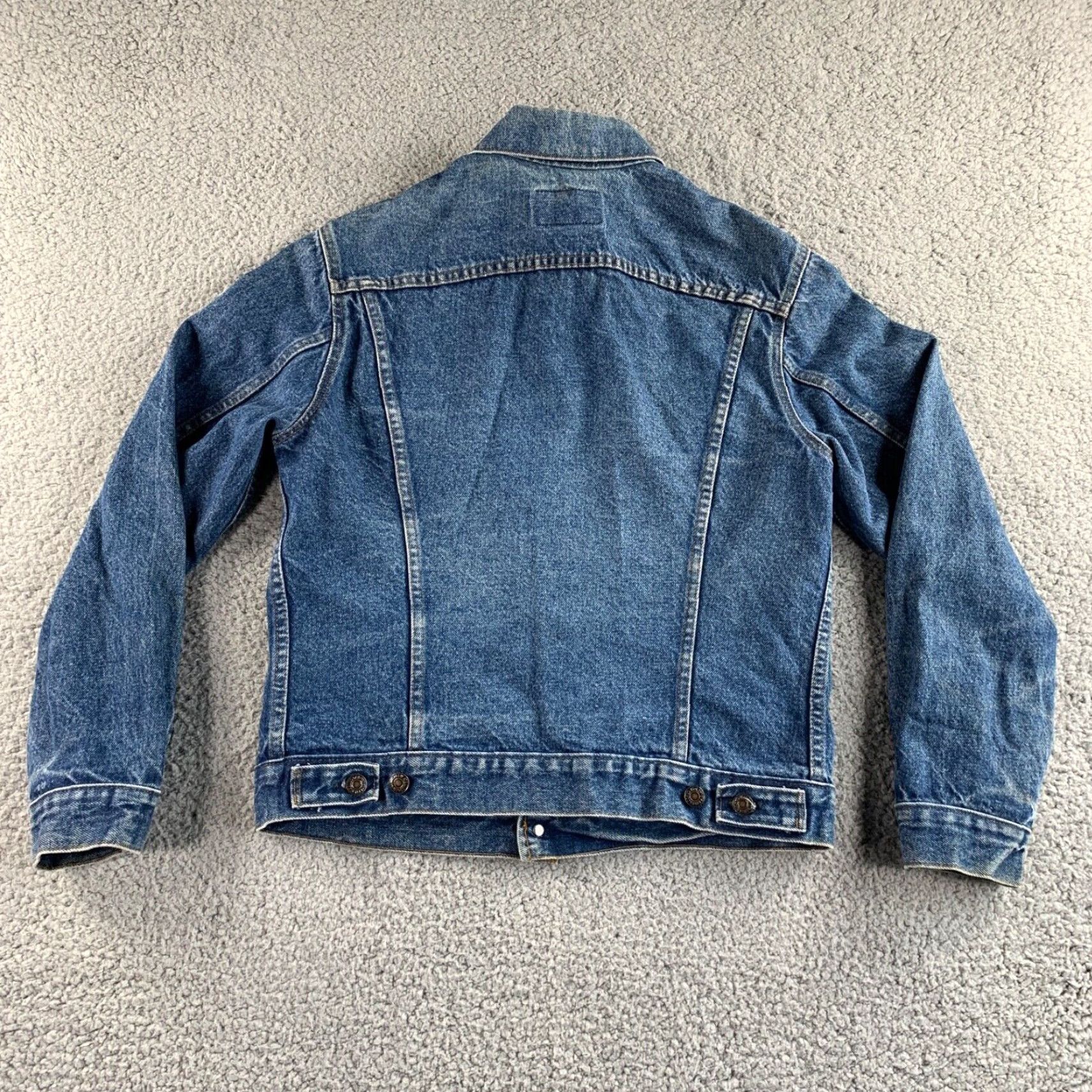 Levi's VINTAGE Levi's Denim Trucker Jacket Mens 40 Blue Biker Moto Cowboy Western USA Denim Trucker Jacket Mens 40 Blue Levis Jeans Jacket Leather? Size US XXS / EU 40 - 2 Thumbnail