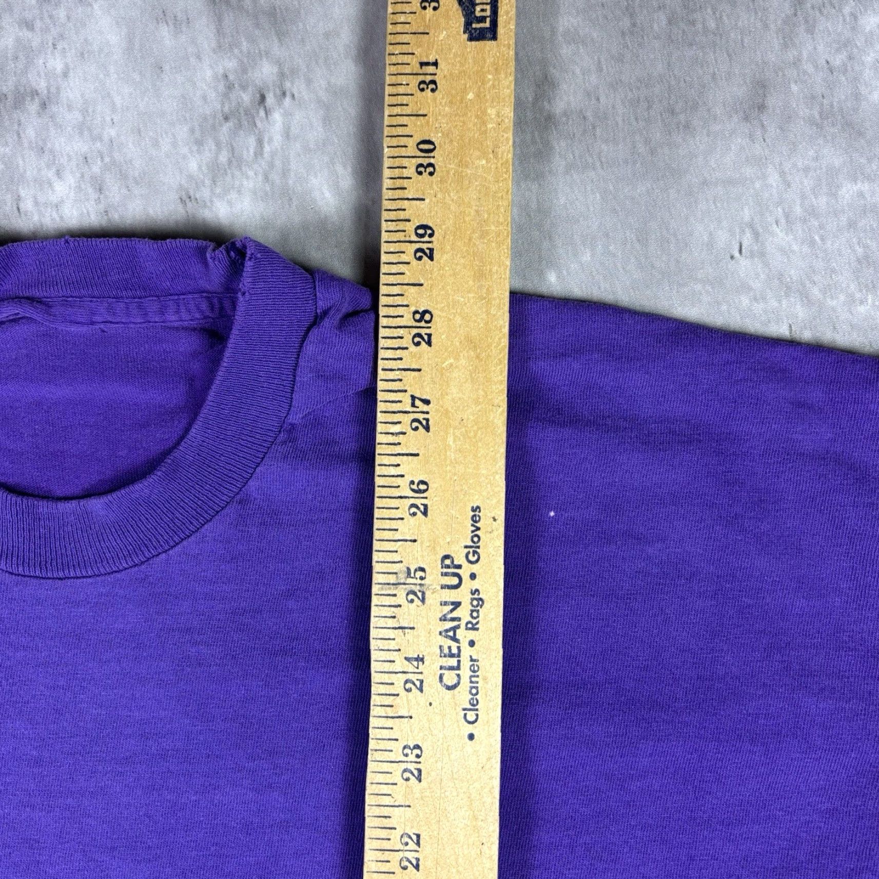 Vintage VINTAGE Purple Single Stitch Blank T Shirt Short Sleeve Distressed XL 90s Size US XL / EU 56 / 4 - 4 Thumbnail