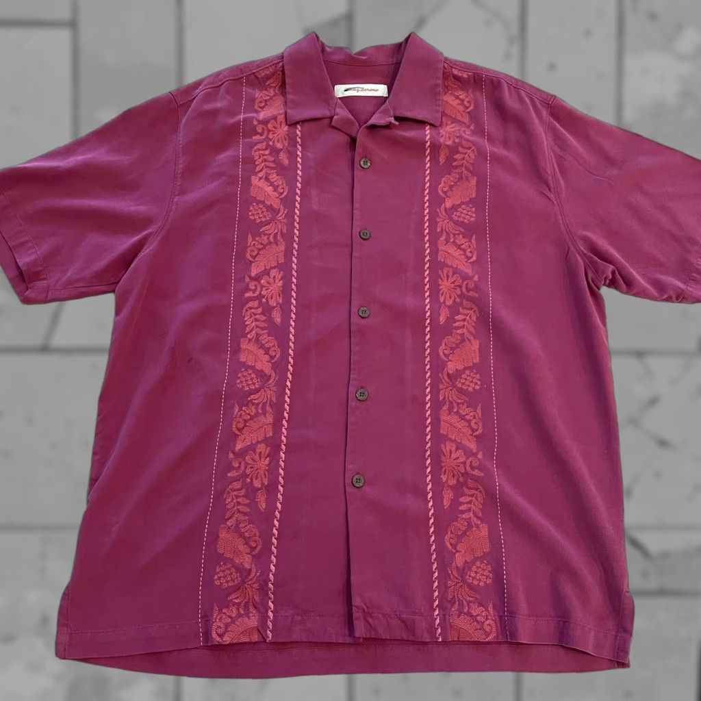 Tommy Bahama Tommy Bahama Shirt Button-Up Mens L Pink Silk Embroidered Short Sleeve 100% Silk Button-Down Size US L / EU 52-54 / 3 - 1 Thumbnail