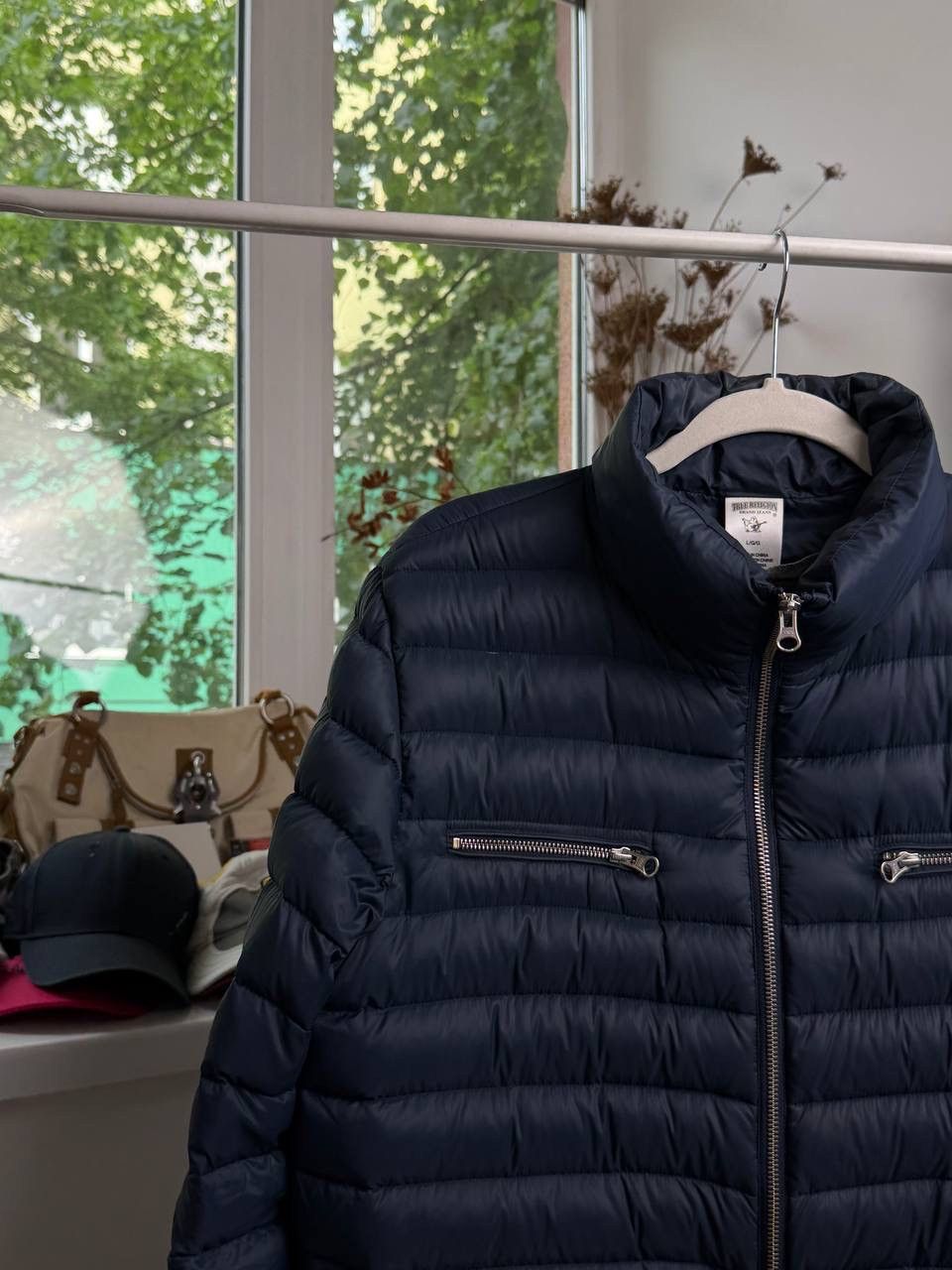 True Religion True Religion Lightweight Puffer Jacket Navy Blue - Size L Size US L / EU 52-54 / 3 - 5 Thumbnail