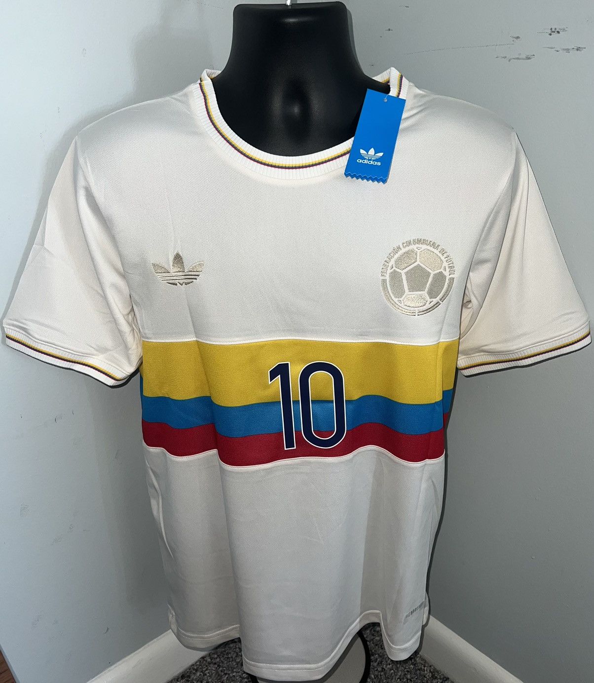Adidas 2024 Colombia 100th Anniversary Edition James #10 Size US XL / EU 56 / 4 - 1 Thumbnail