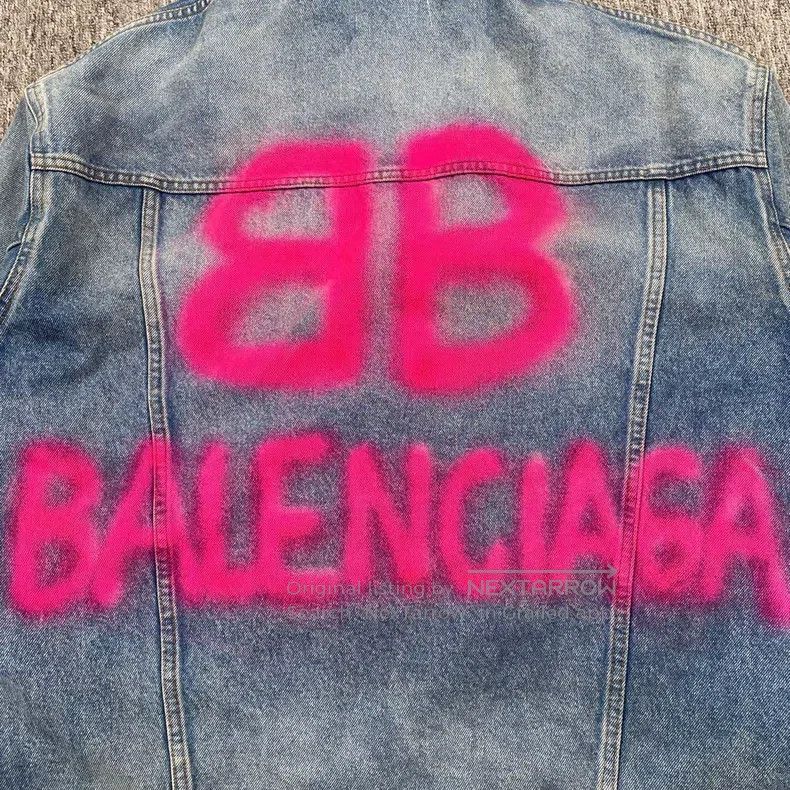 Balenciaga Balenciaga Blue spray paint effect logo print denim jacket Size US XS / EU 42 / 0 - 7 Thumbnail