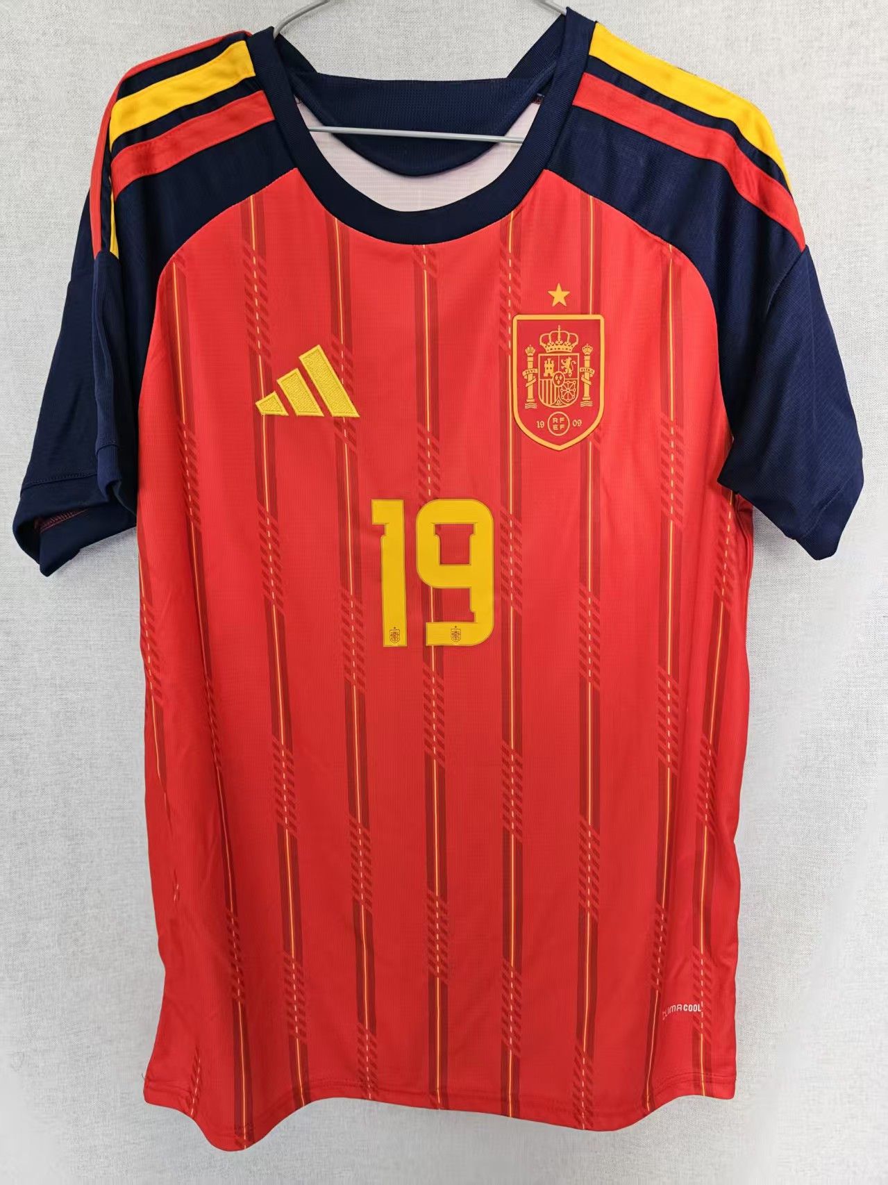 2026 Spain 19 Lamine Yamal Jersey Home XL