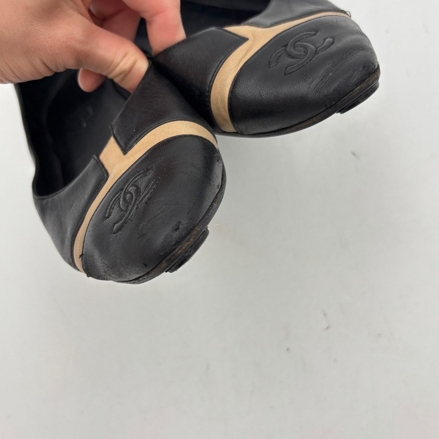 Chanel Chanel Point Toe CC Black Leather Ballet Flats Women's 41 Size US 10.5 / IT 40.5 - 12 Thumbnail