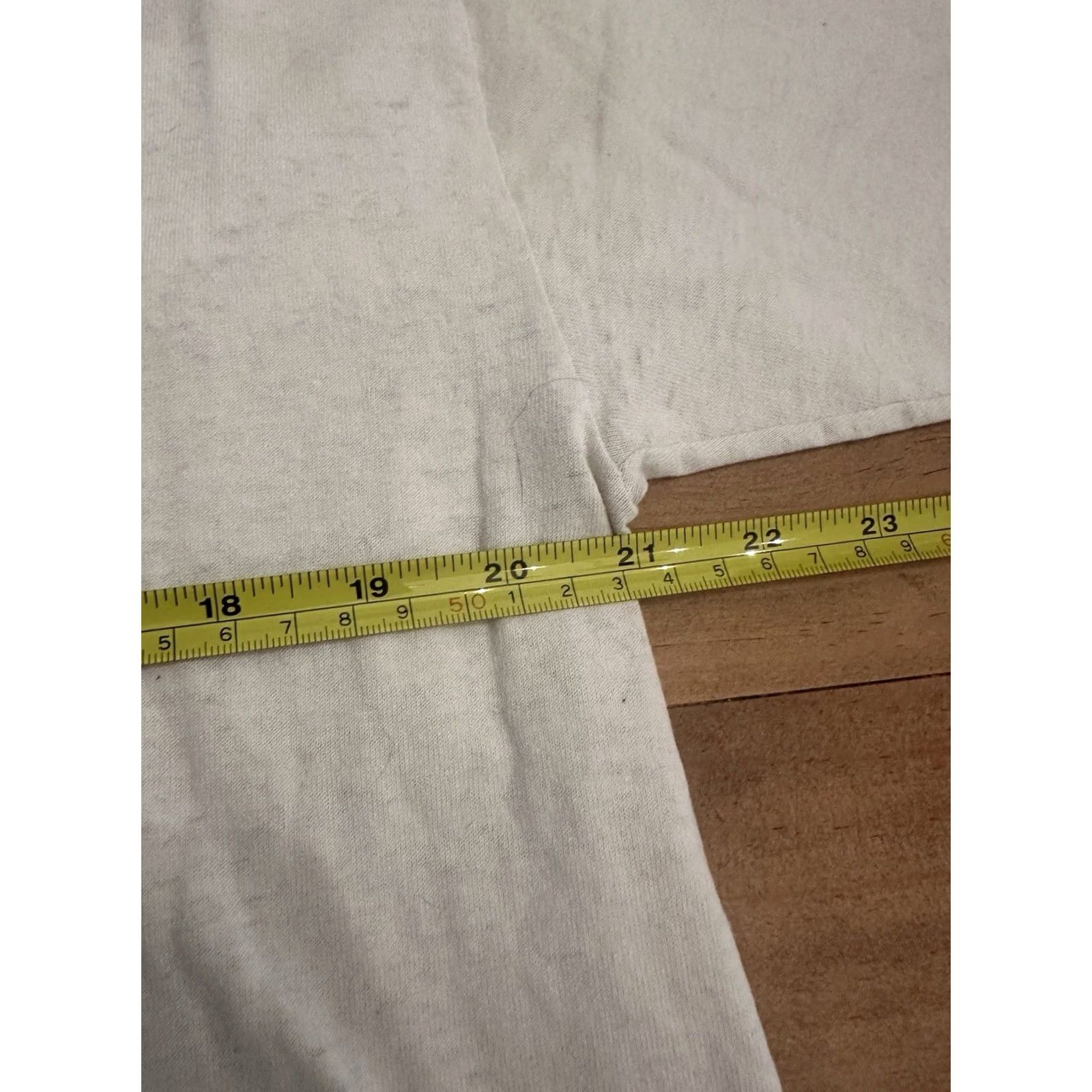 Vintage VINTAGE Nations Rent Distressed Thin T-Shirt L White Double-Sided Men Shirt Size US L / EU 52-54 / 3 - 4 Thumbnail