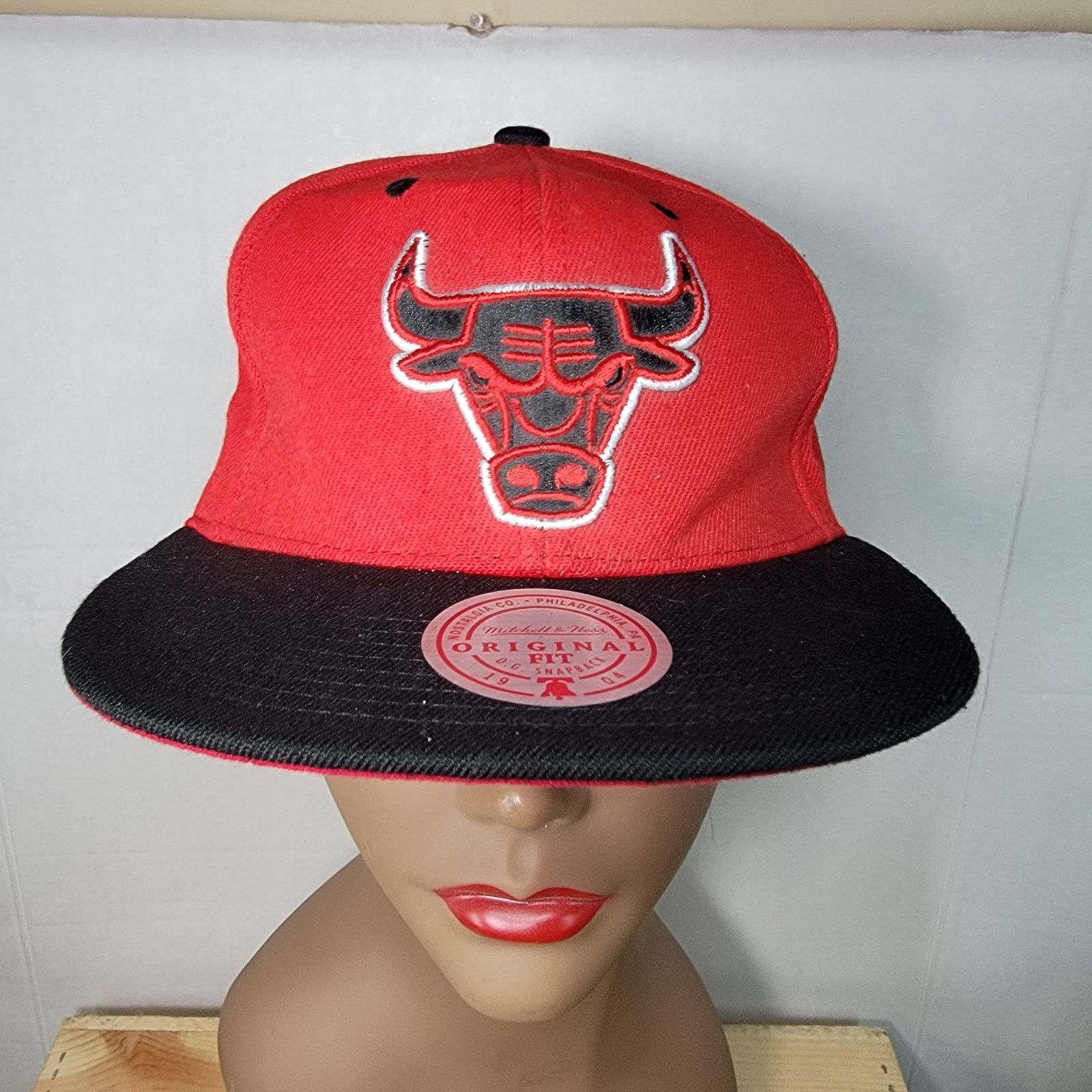 Mitchell & Ness Mitchell & Ness Chicago Bulls Snap Back Hat - NWT Size ONE SIZE - 1 Thumbnail