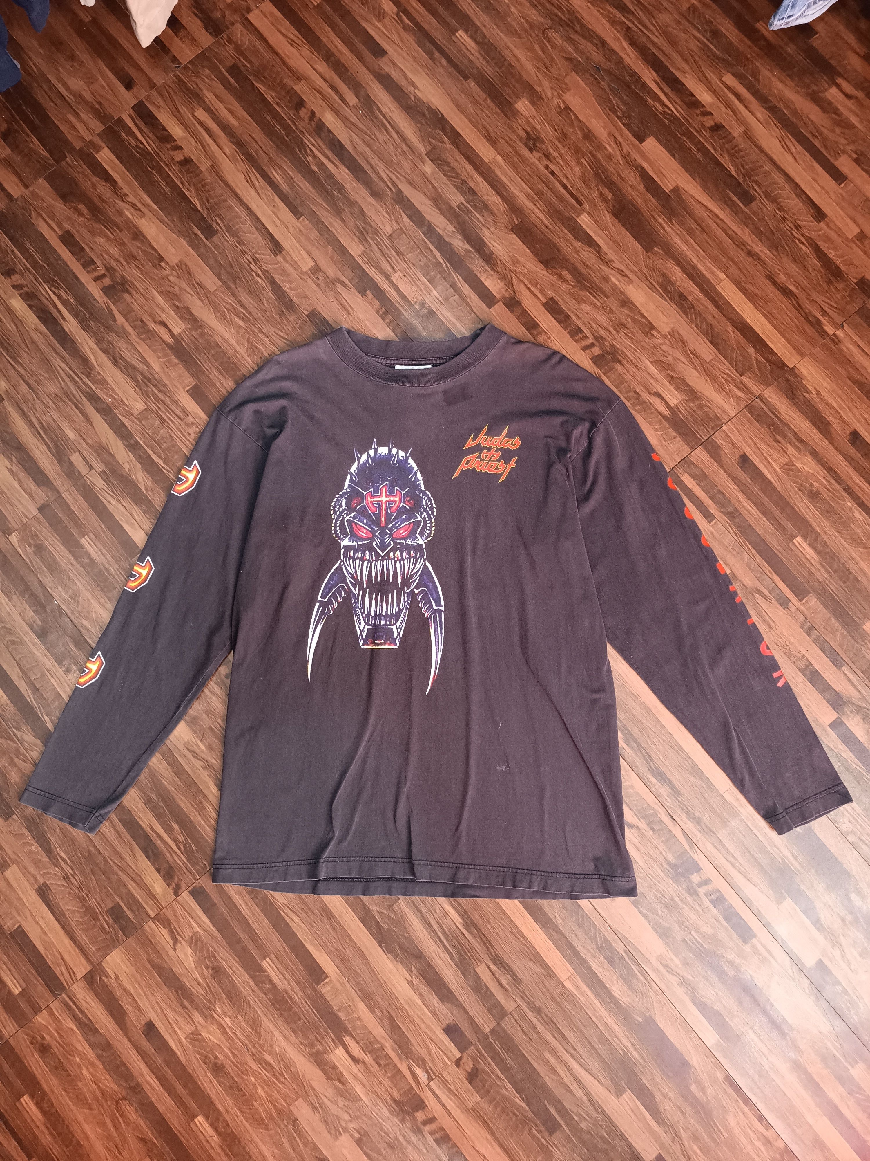 Vtg Judas priest Rock Jugulator