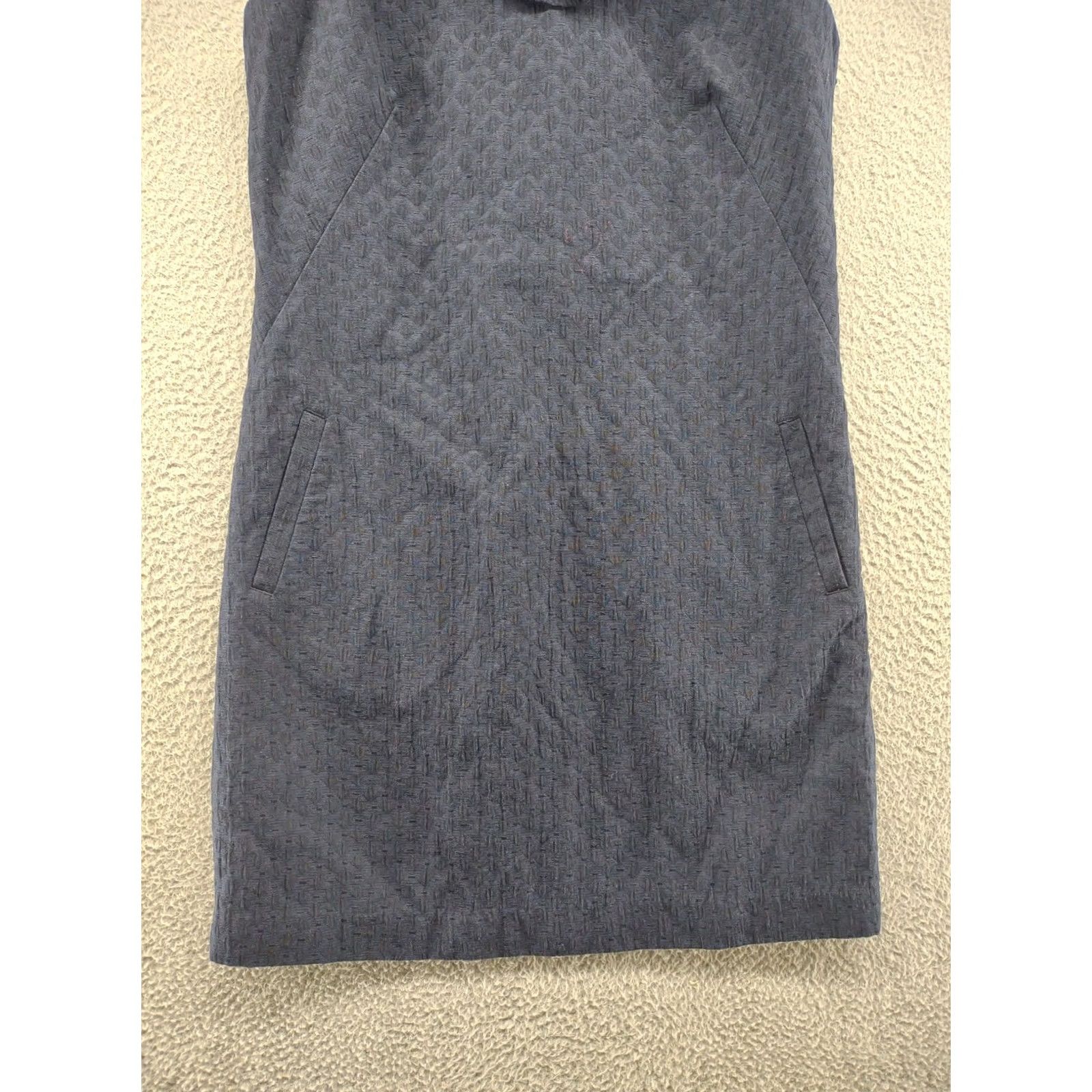 Tommy Hilfiger Tommy Hilfiger Women's Sleeveless Textured Scoop V Neck Dress Size 4 Blue Maxi Dress Size S / US 4 / IT 40 - 4 Thumbnail