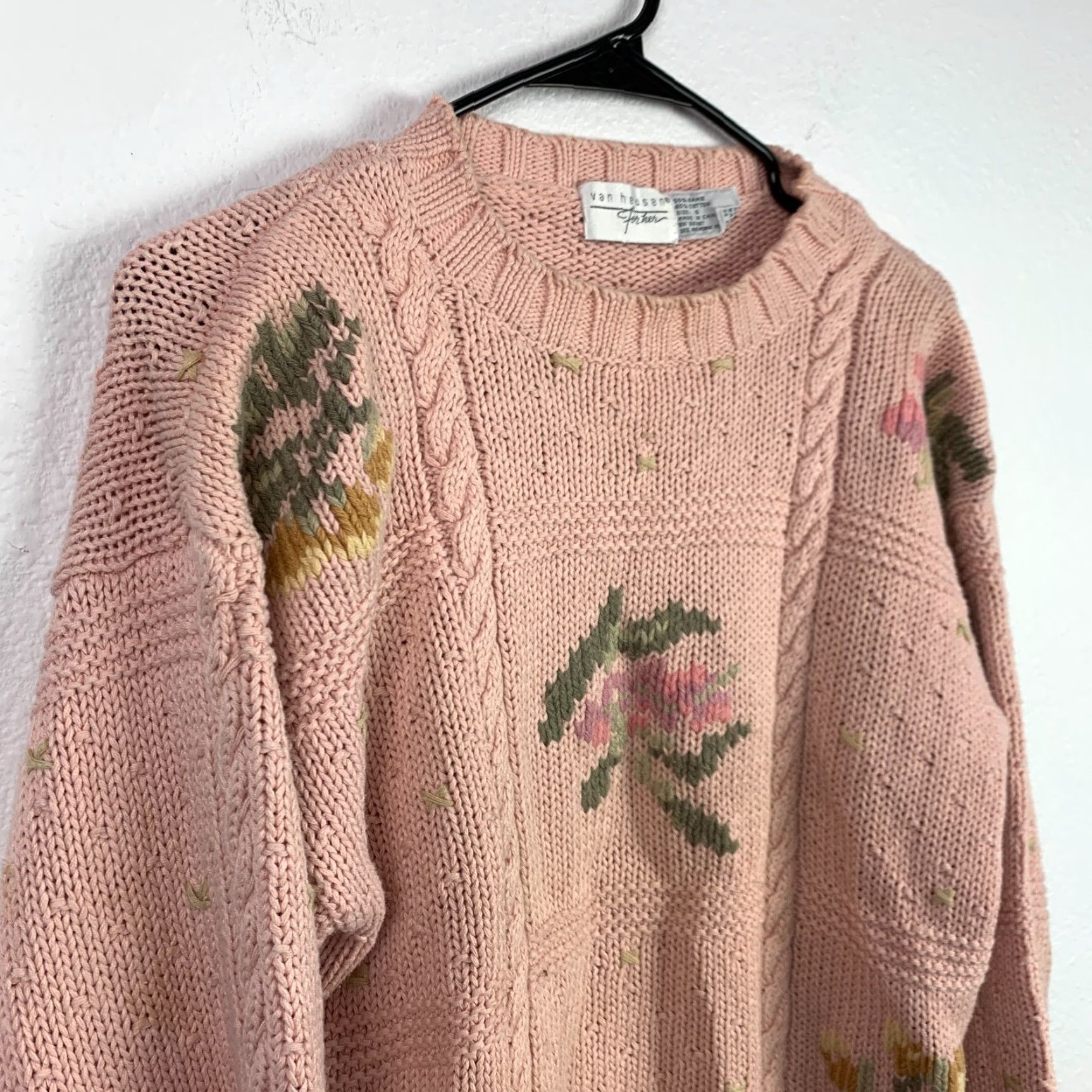 Van Heusen VINTAGE Van Heusen Sweater Womens Small Pink Cotton Ramie 55/45 Knit 1990s Floral Cable Knit Shirt? Size S / US 4 / IT 40 - 2 Thumbnail