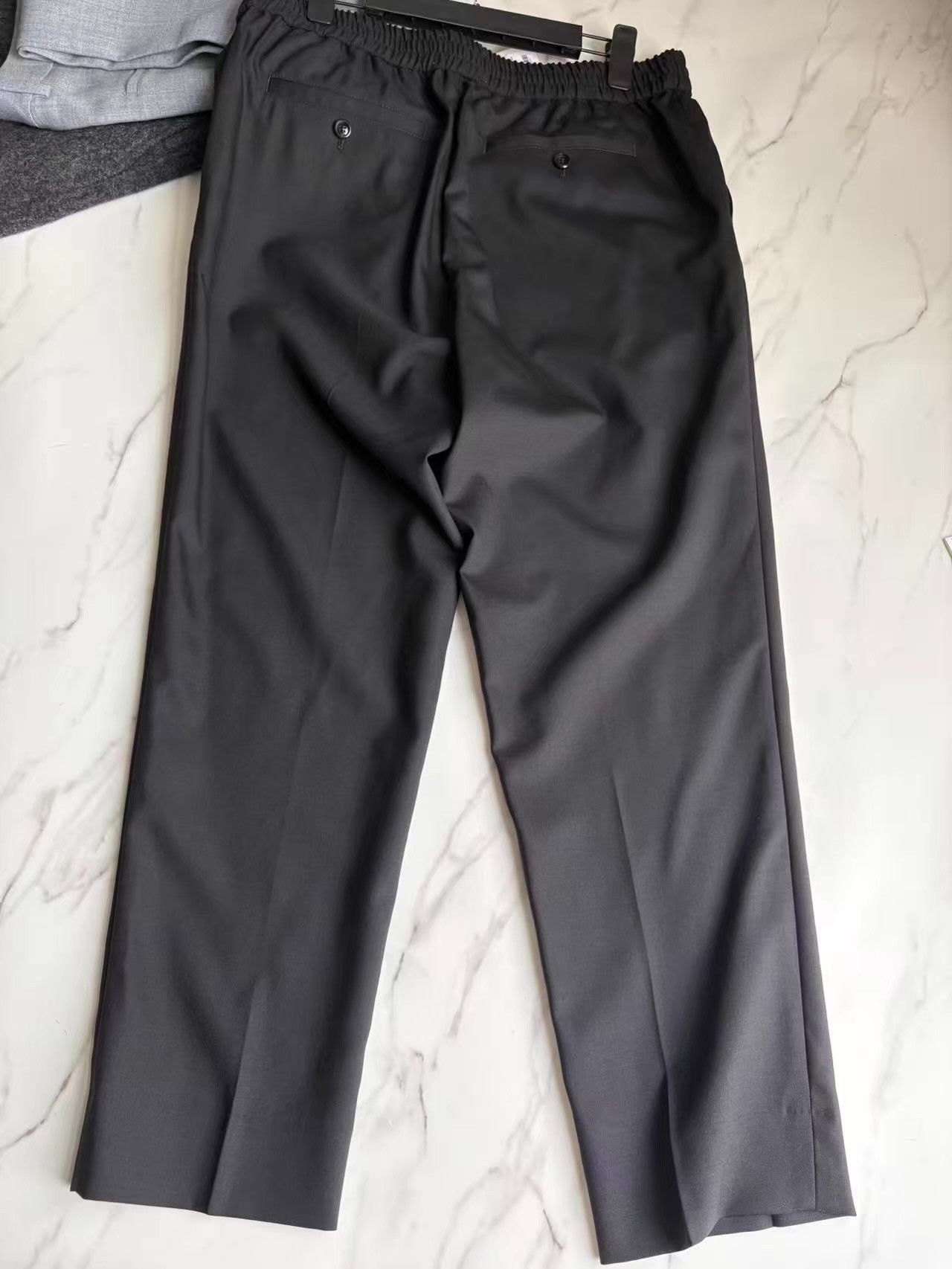 AMI AMI men's thin wool casual nine-point pants Ｑ23 Size US 32 / EU 48 - 2 Thumbnail