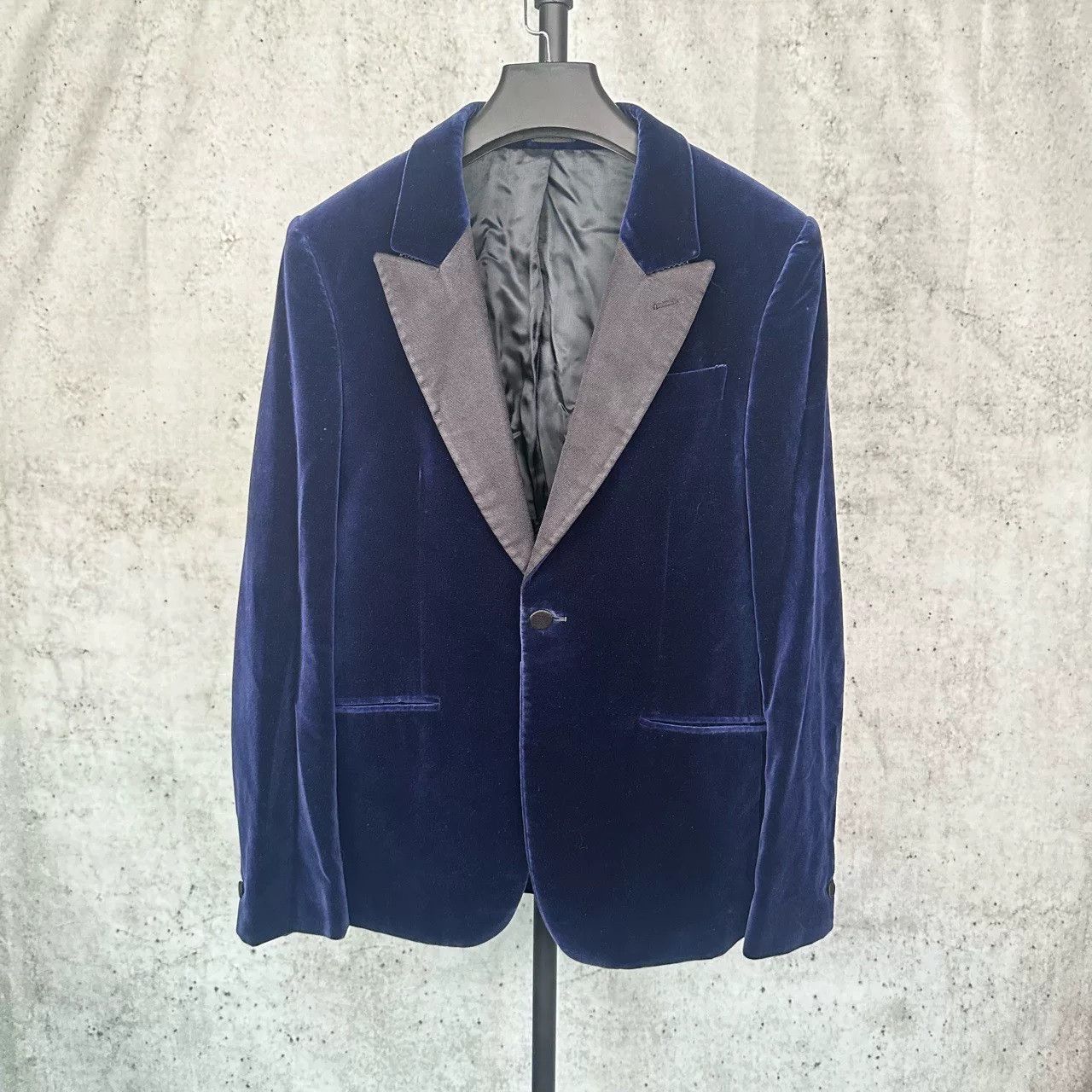 Alexander McQueen Alexander McQueen Men's Velvet Blazer Size US M / EU 48-50 / 2 - 1 Thumbnail
