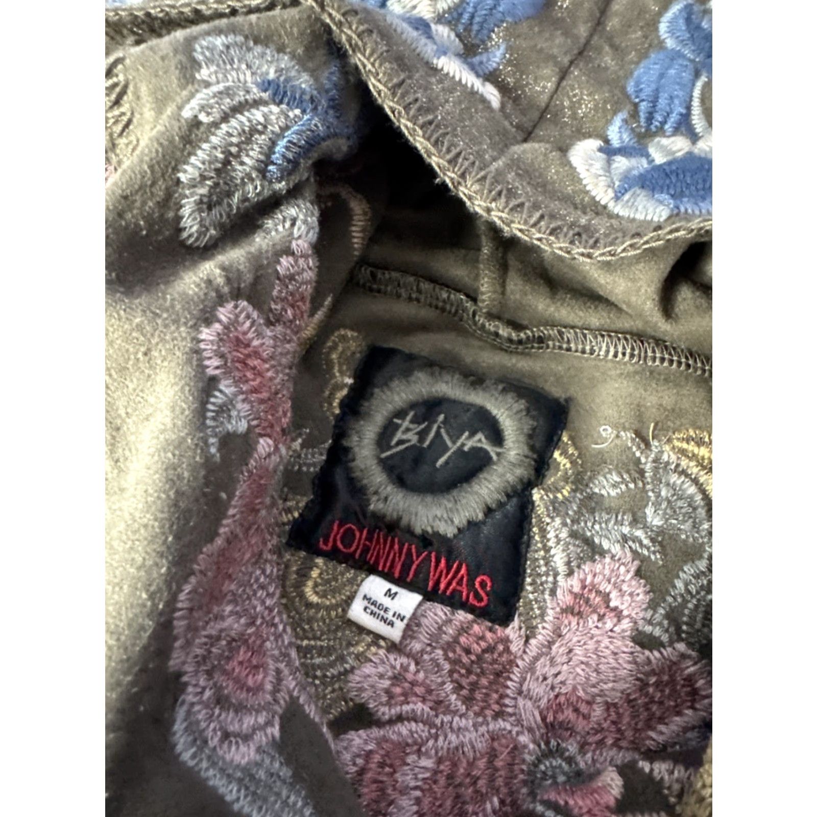 Johnny Was Johnny Was Wrap Hoodie Cardigan Sweater Sz M Embroidered Metallic Floral Multicolor Long Sleeve Jacket Women Kimono Size M / US 6-8 / IT 42-44 - 3 Thumbnail