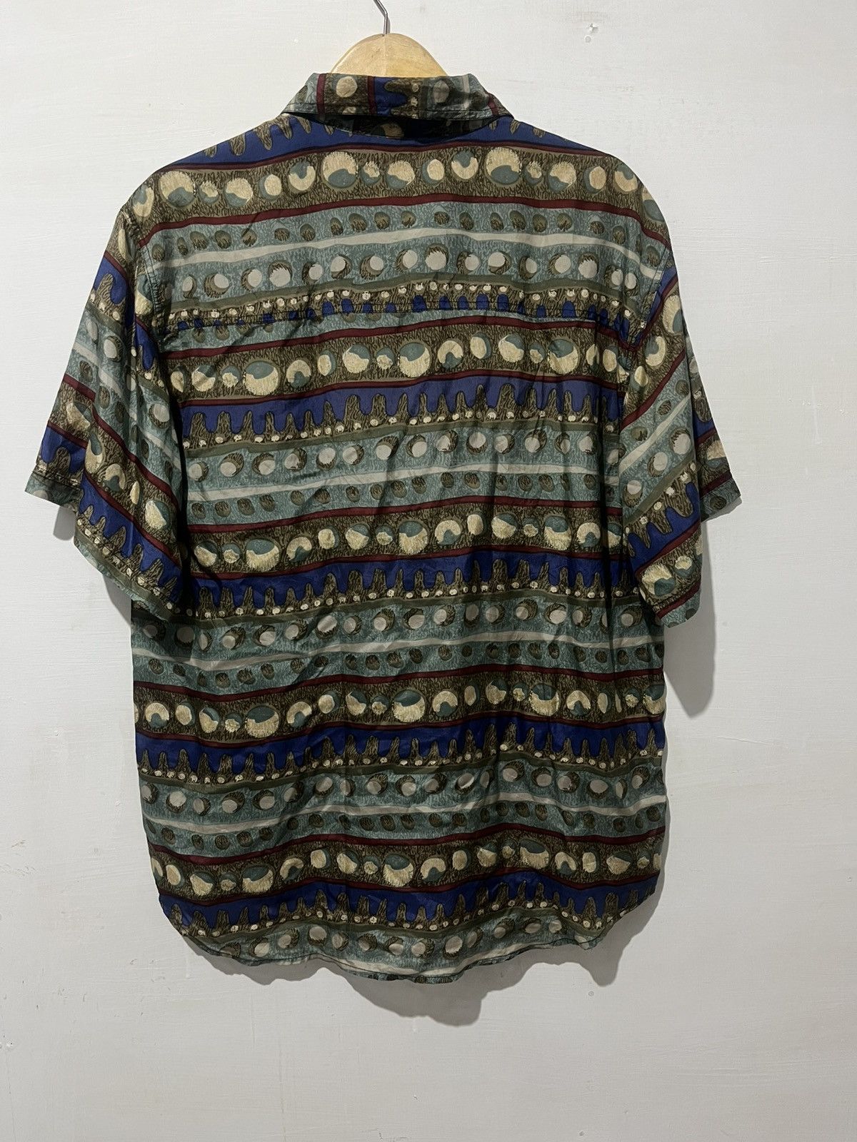 SikSilk VINTAGE 90s SNOW MOUNTAINS PURE SILK Size US XL / EU 56 / 4 - 6 Thumbnail