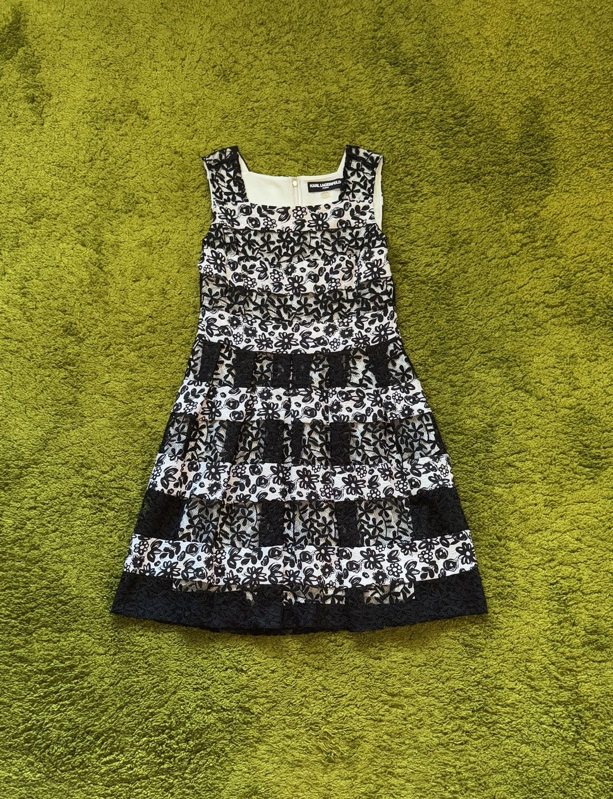 Designer × Karl Lagerfeld Karl Lagerfeld avant garde baby doll mini dress Size M / US 6-8 / IT 42-44 - 1 Thumbnail