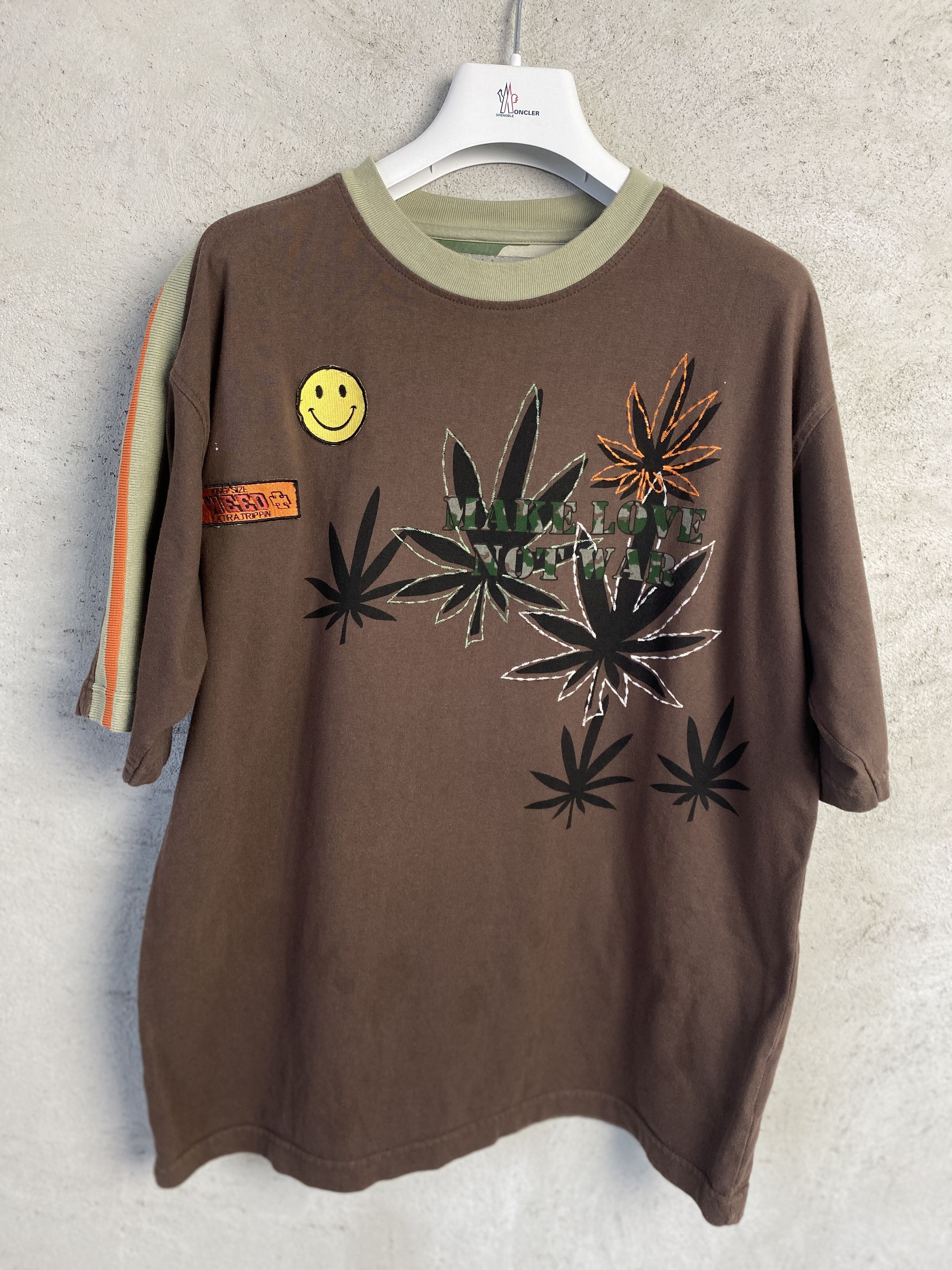 Affliction Vintage marijuana printed weed t-shirt tee y2k 00s Size US S / EU 44-46 / 1 - 1 Thumbnail