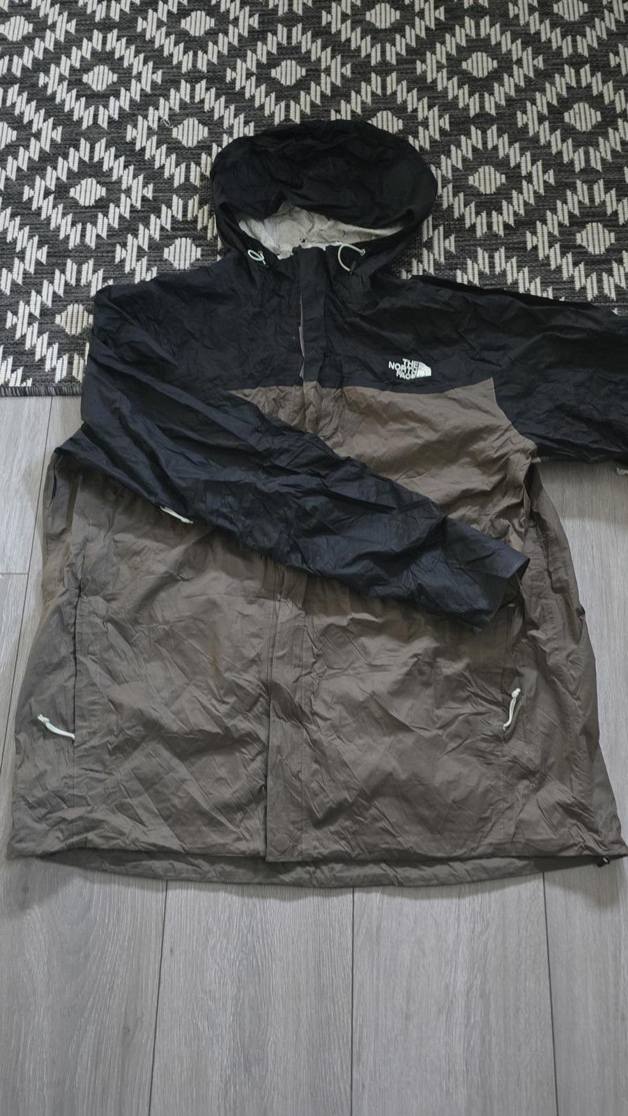 The North Face The North Face Black and Khaki Jacket, XL Size US XL / EU 56 / 4 - 1 Thumbnail