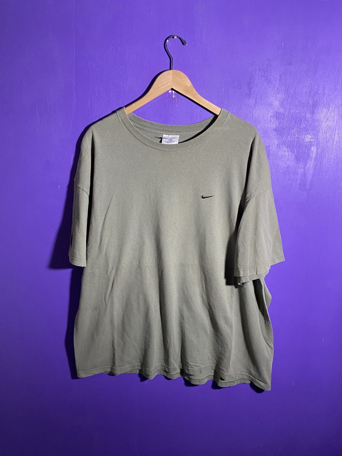 Nike × Vintage Vintage 90s Nike taupe brown essential swoosh t-shirt Size US XXL / EU 58 / 5 - 1 Thumbnail