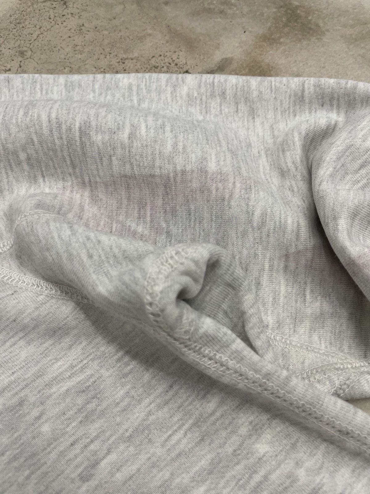 Uniqlo Vintage Y2K Uniqlo Distressed Defect Red Spot Rubbish Size US L / EU 52-54 / 3 - 7 Thumbnail