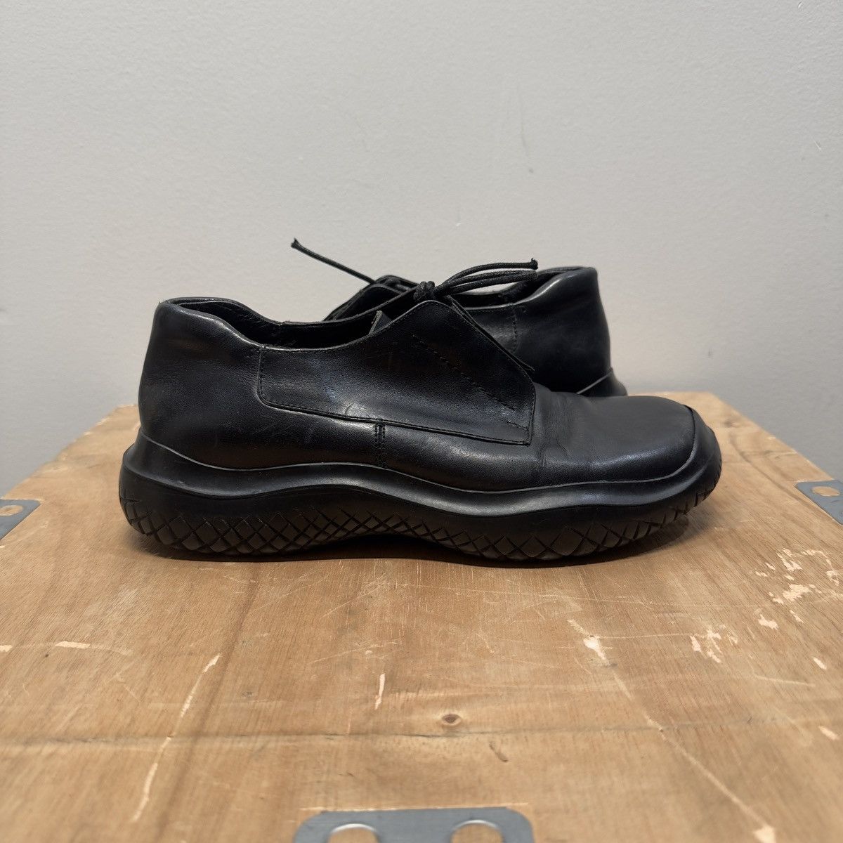 Prada Prada AW99 Archive Leather Low Boots Size US 8.5 / IT 38.5 - 1 Thumbnail