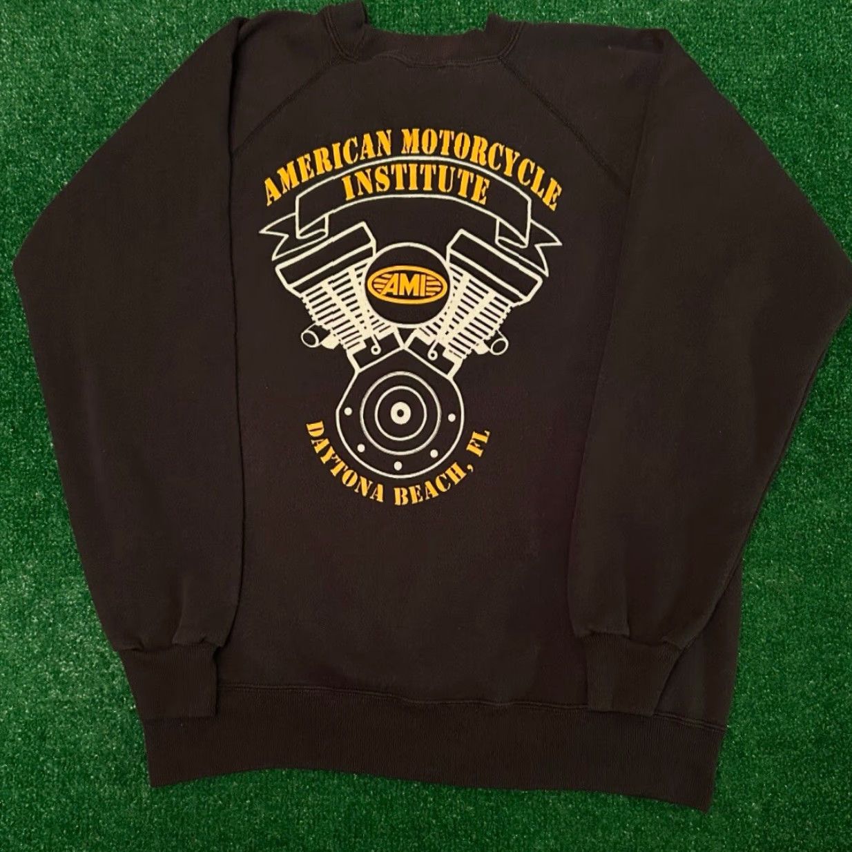 Vintage VINTAGE AMI Daytona Biker Crewneck Sweater L Men Blue 80s Motorcycle Pullover Crew Neck Mens Size US L / EU 52-54 / 3 - 2 Thumbnail