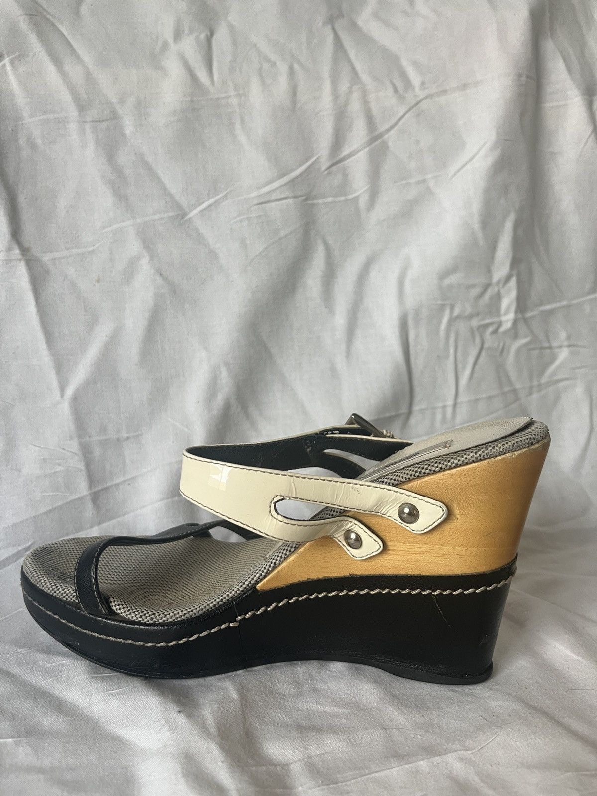 Prada Prada ivory wedge heels Size US 5.5 / IT 35.5 - 5 Thumbnail